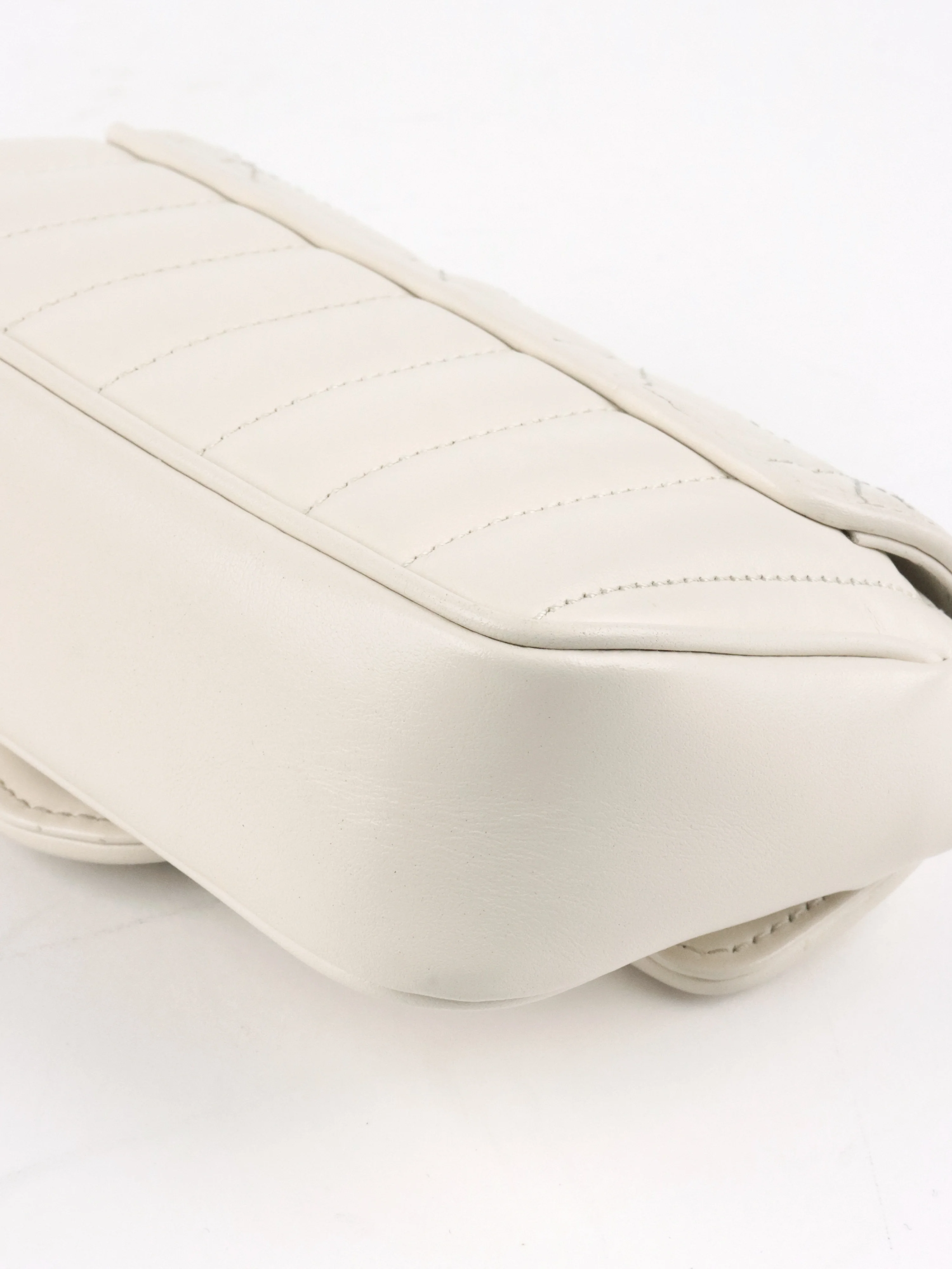 Gucci Super Mini White Chain Bag