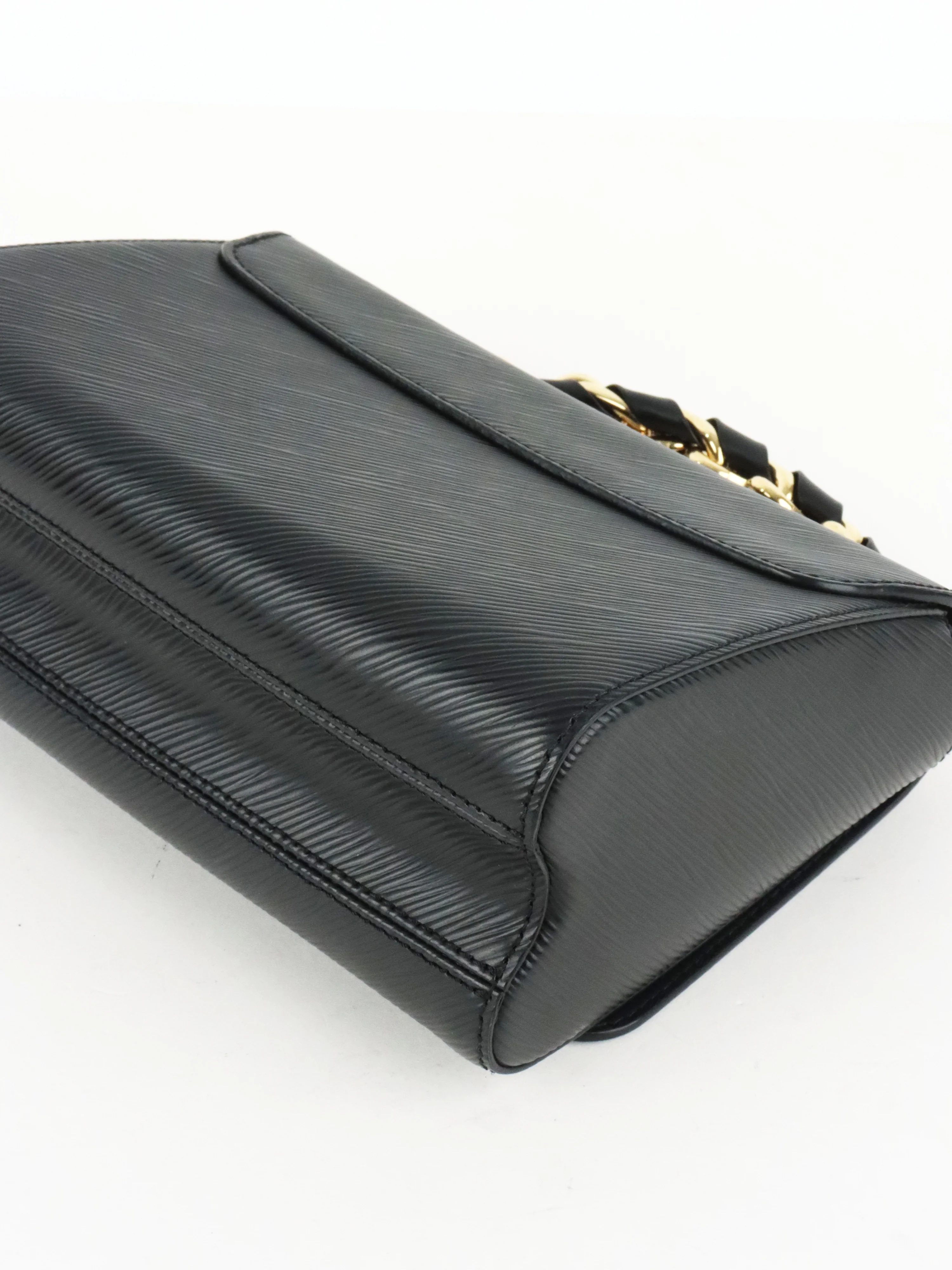 Louis Vuitton Black Epi Twist MM Chain Handle Bag