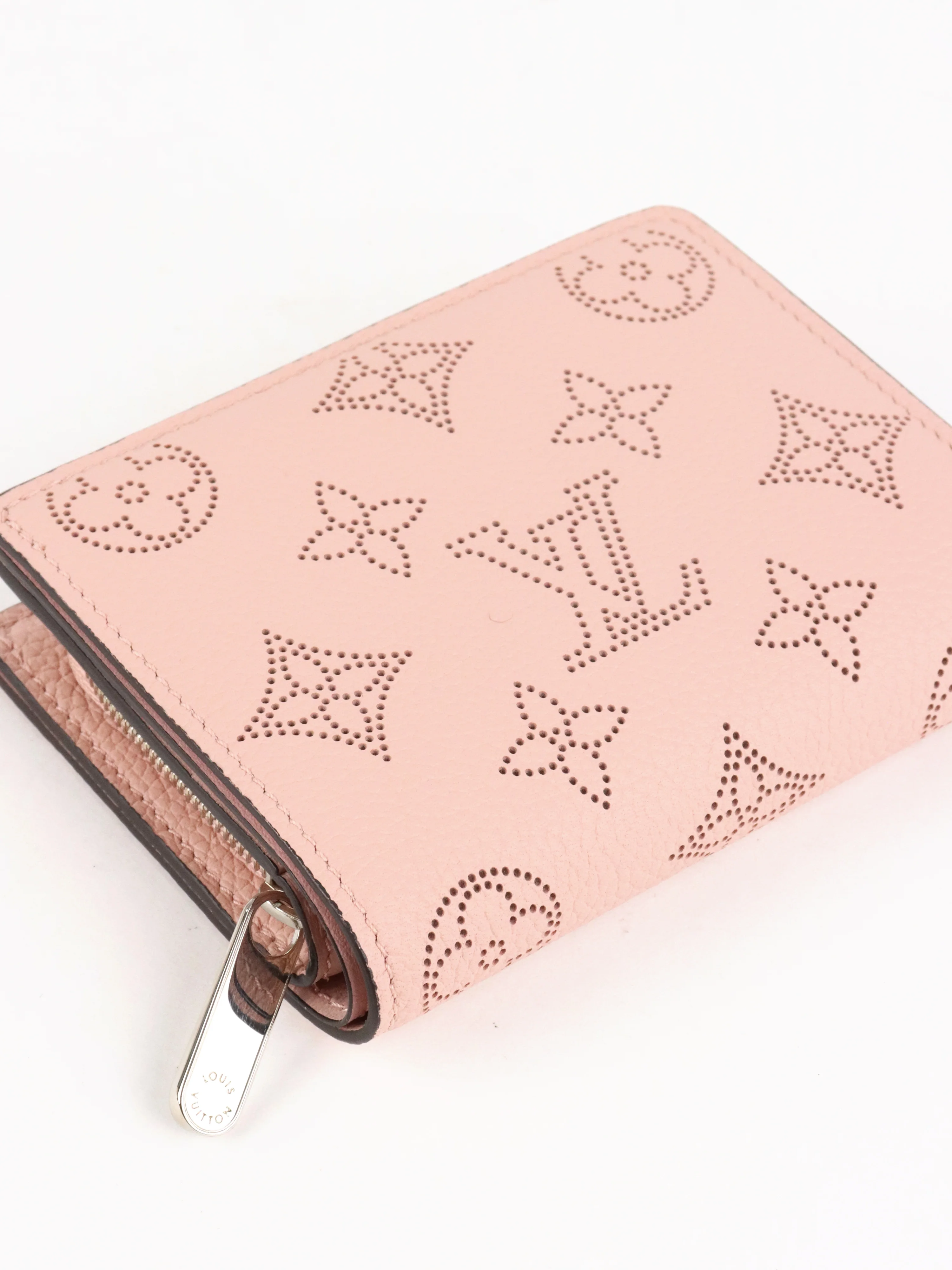 Louis Vuitton Pink Mahina Clea Wallet
