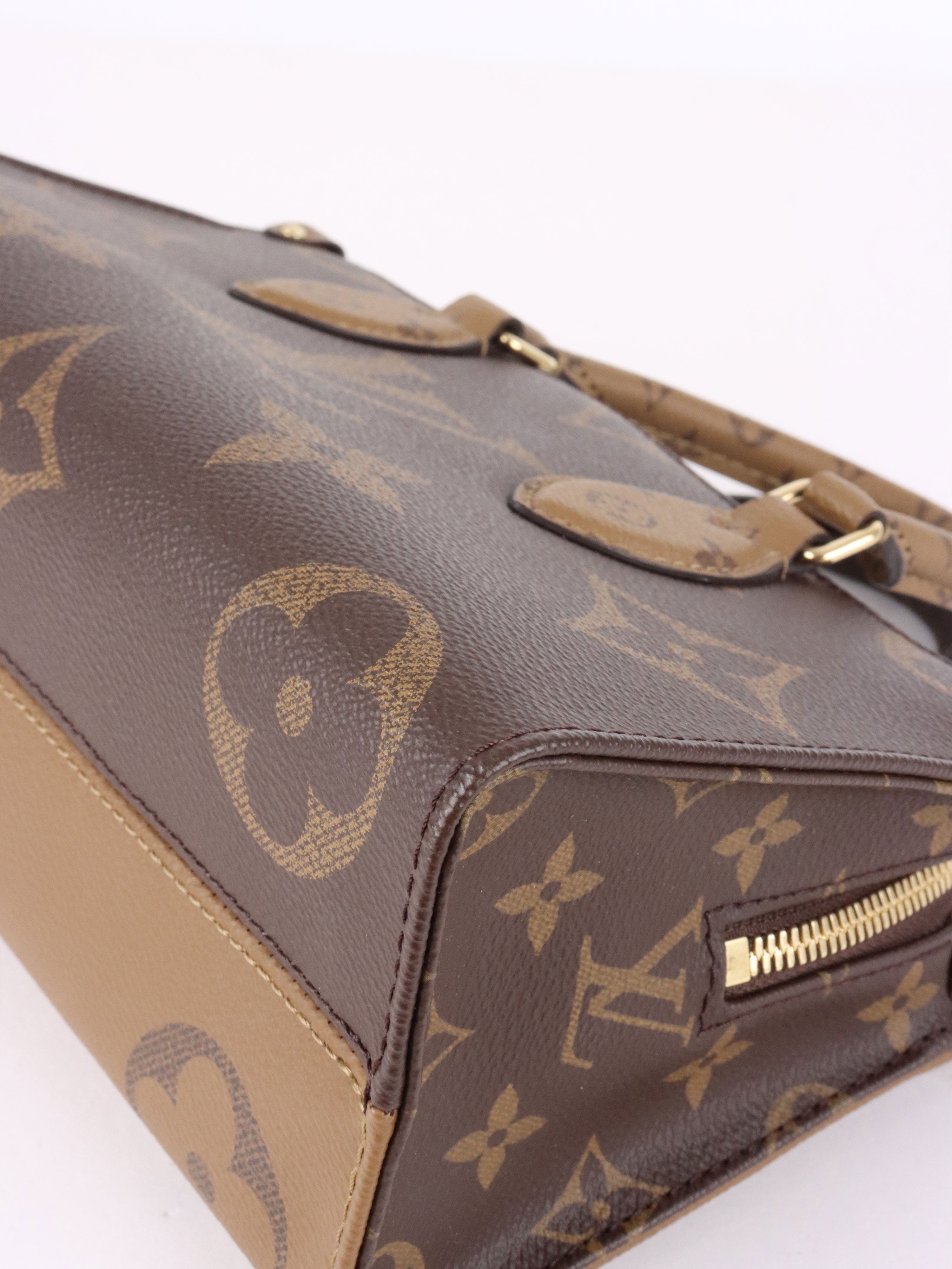 Louis Vuitton Monogram Reverse OnTheGo East West tote