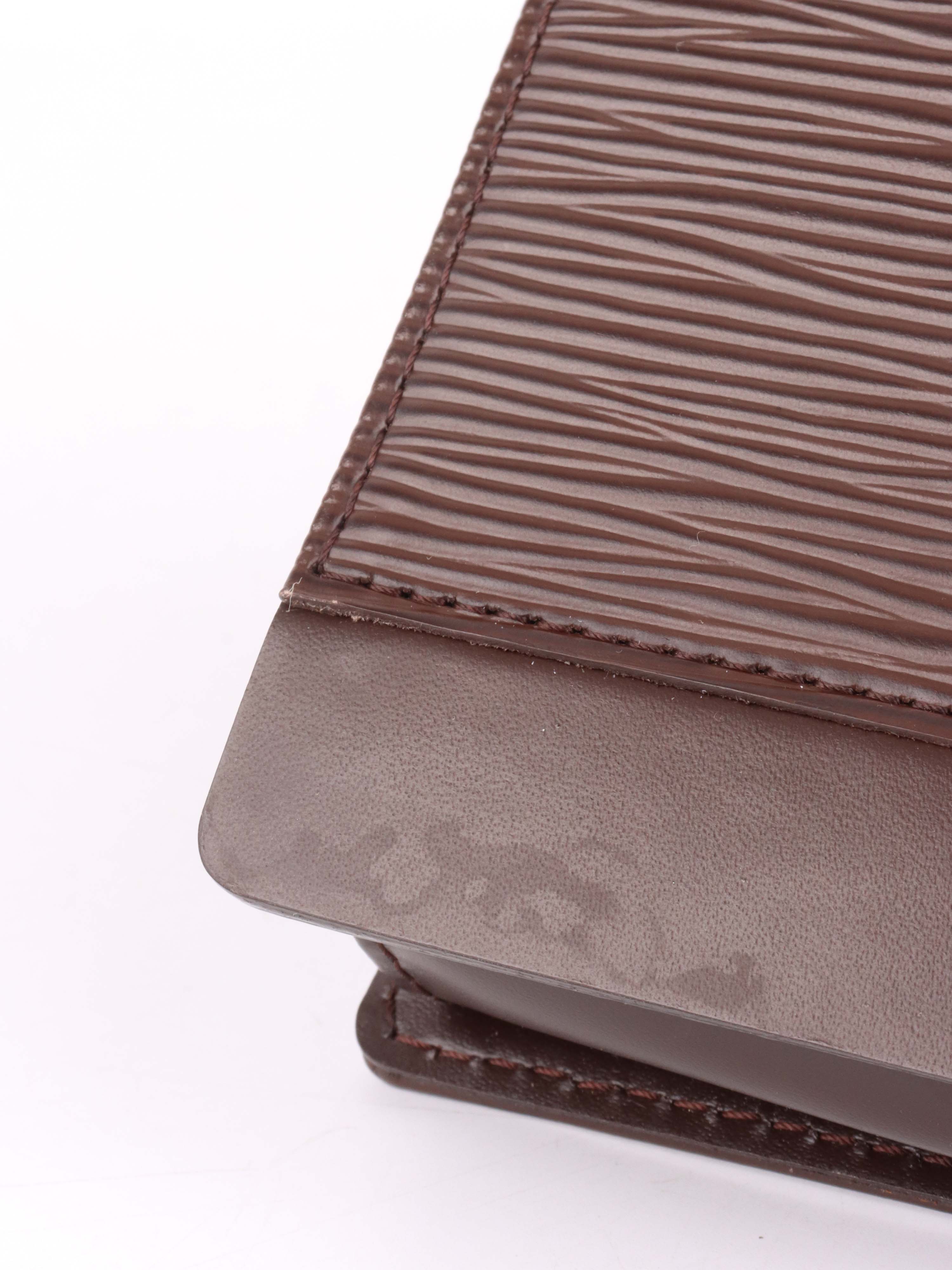 Louis Vuitton Brown Epi Leather Honfleur Clutch.