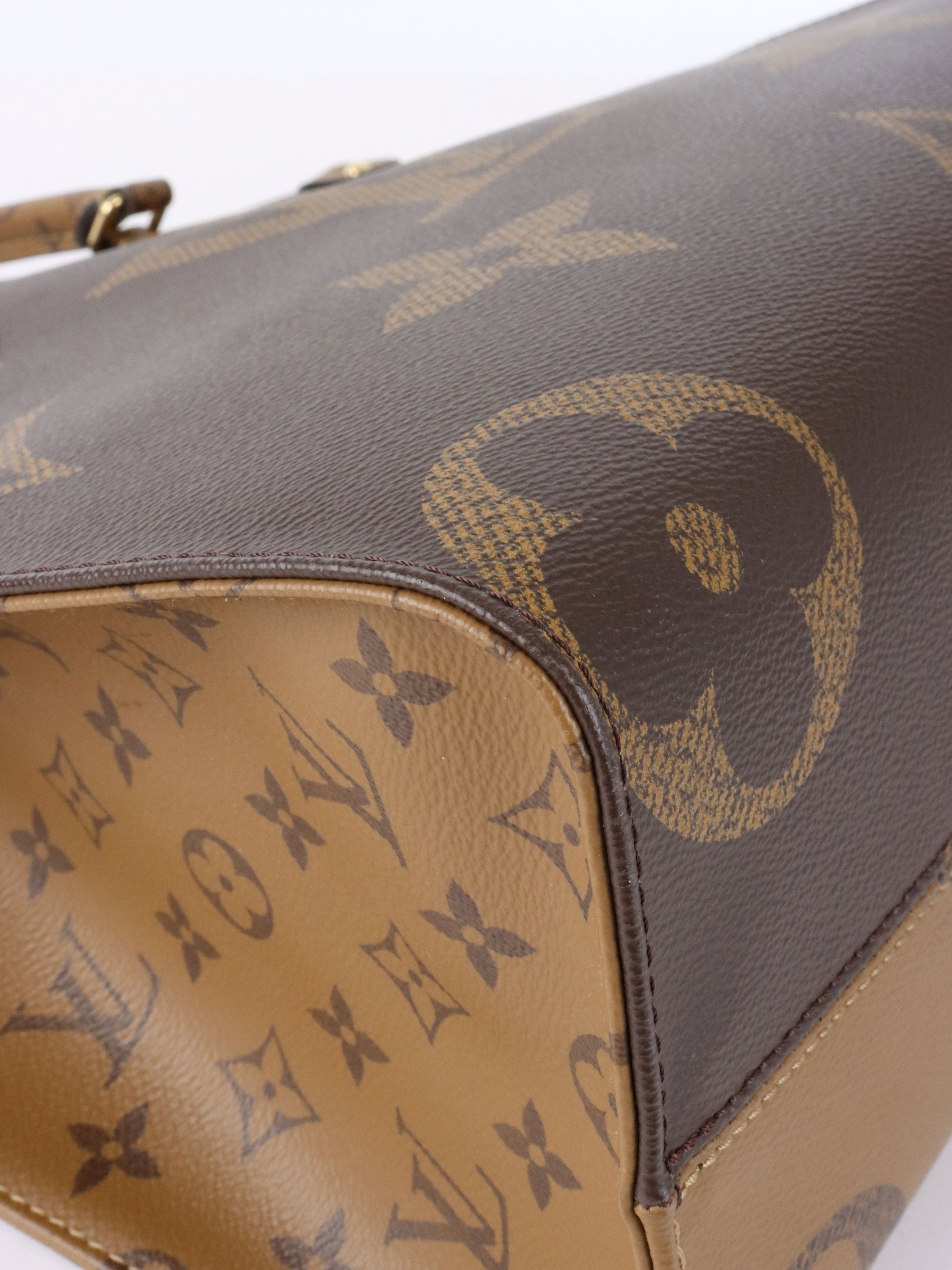 Louis Vuitton Monogram Onthego MM Bag