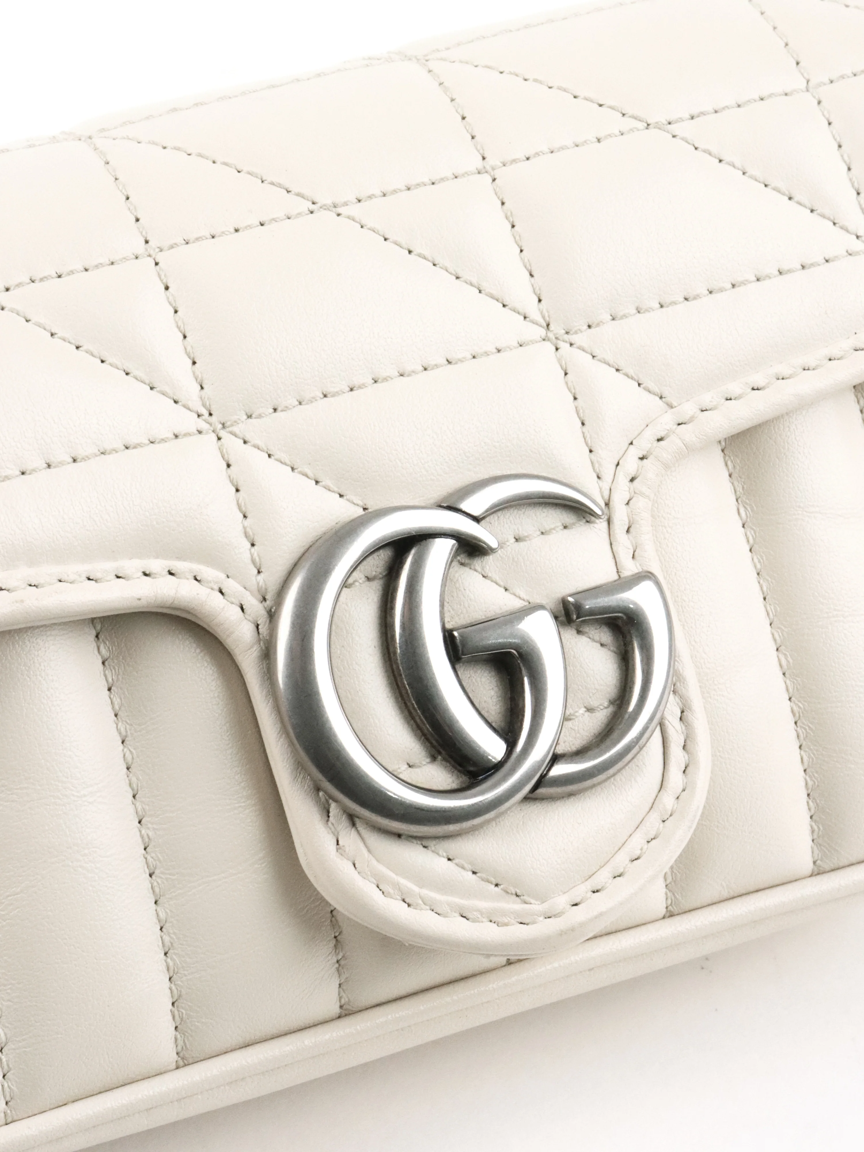 Gucci Super Mini White Chain Bag