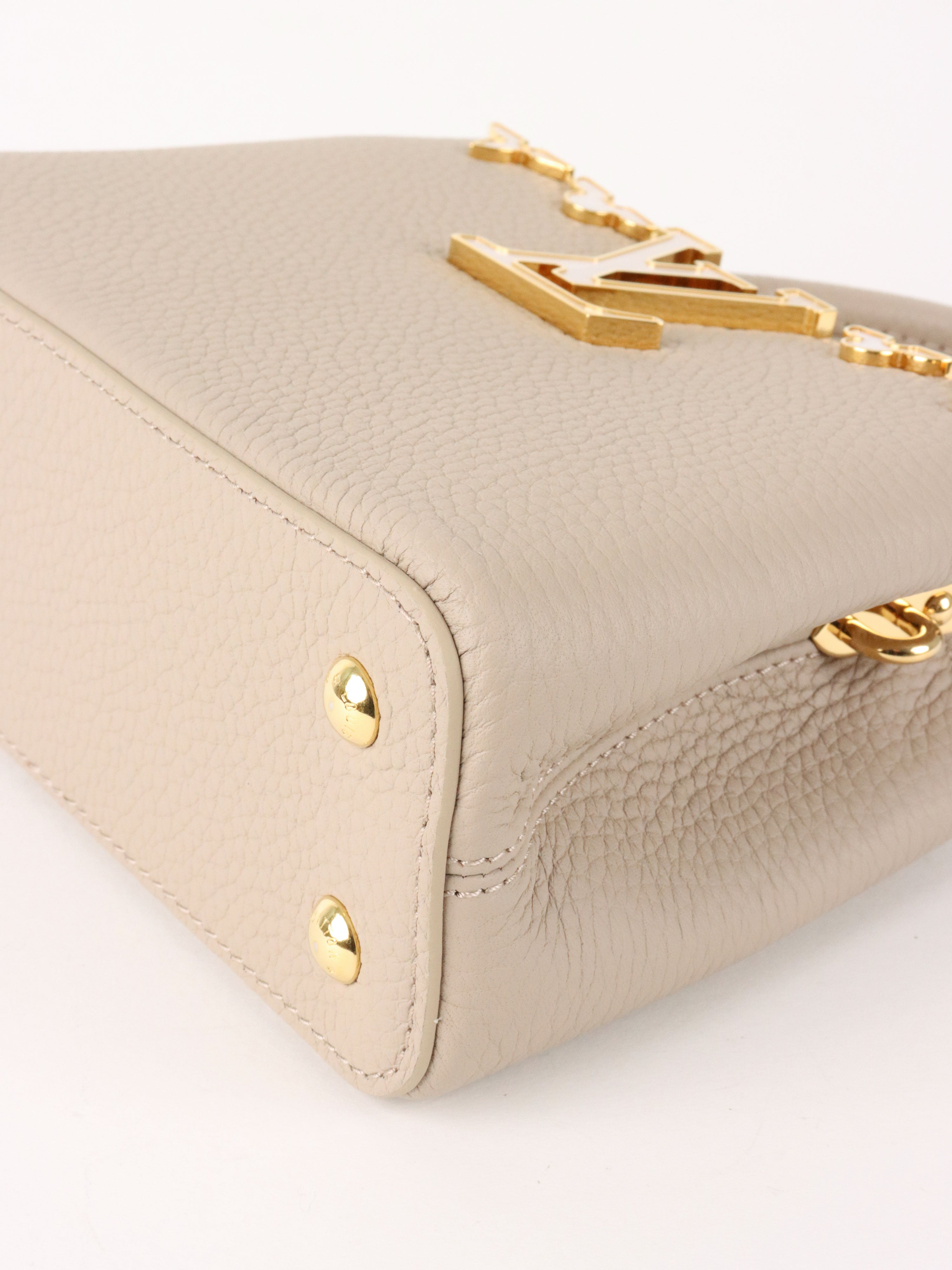 Louis Vuitton Galet Mini Capucines