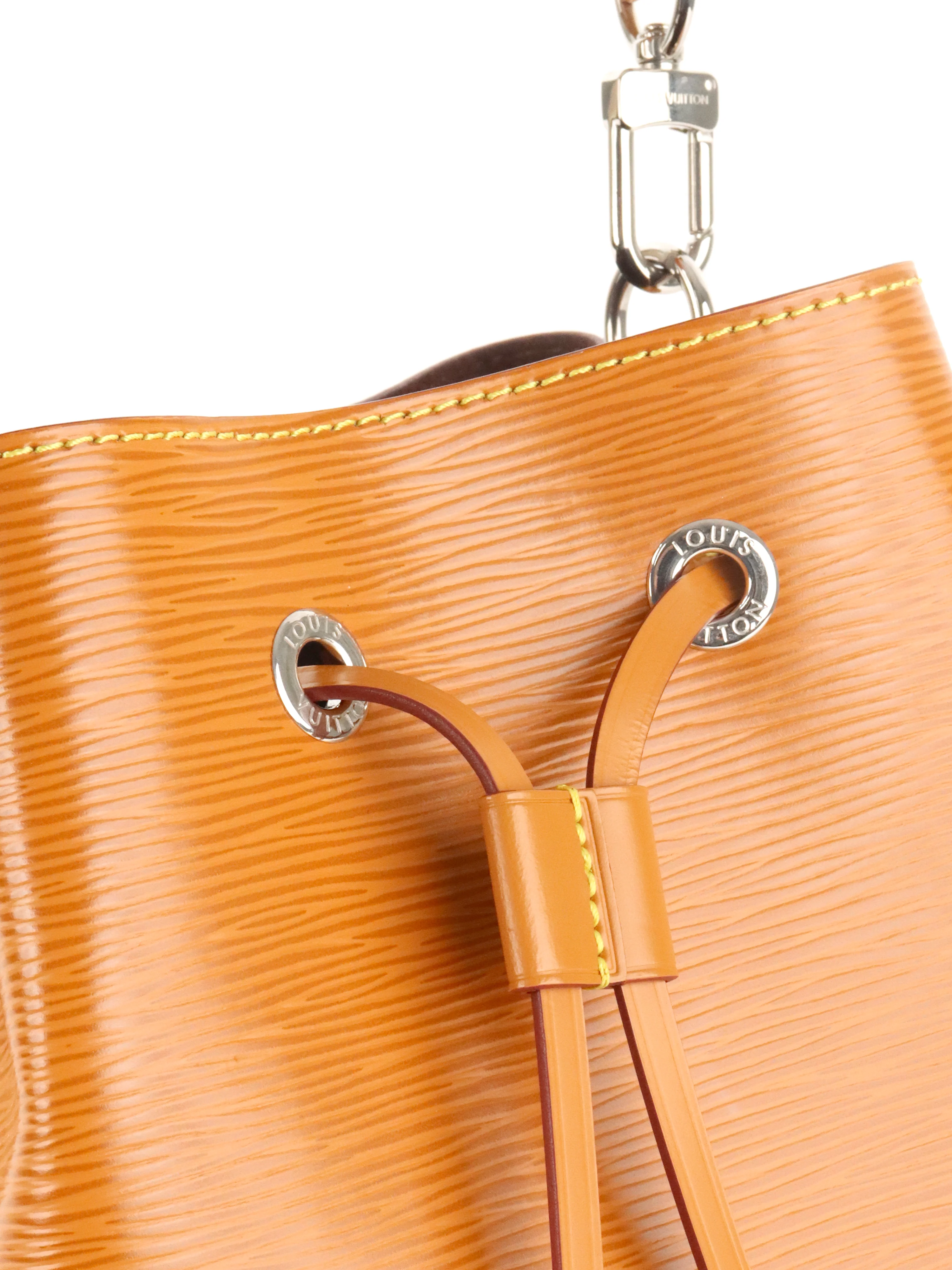 Louis Vuitton Gold Miel Néonoé BB Bag