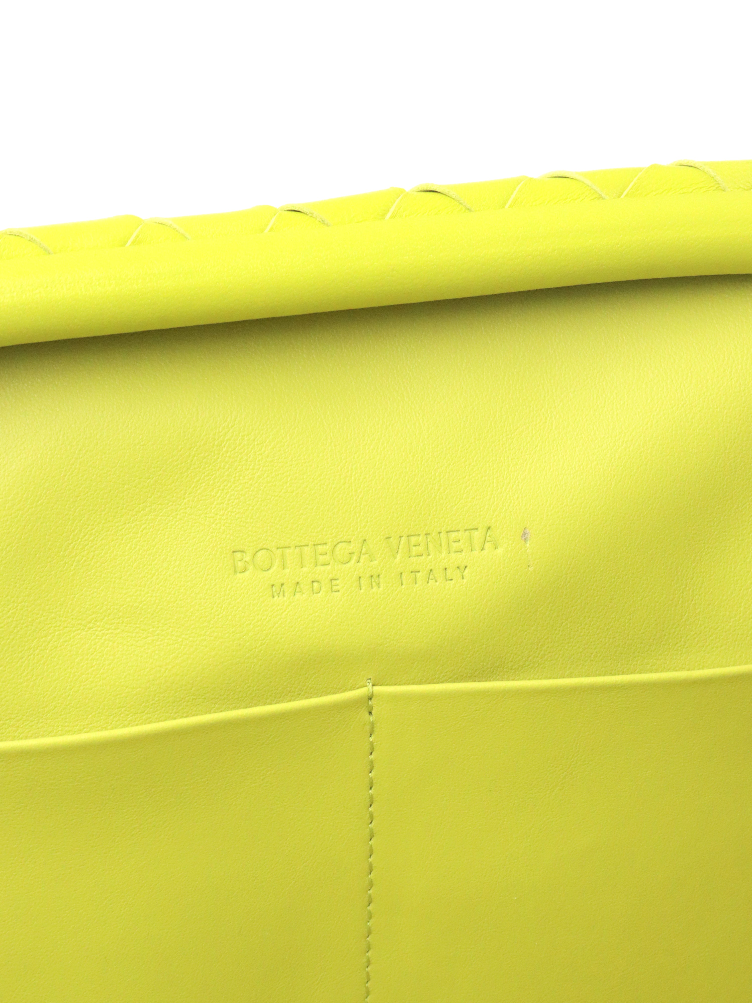 Bottega Veneta Green Kiwi Intrecciato Clutch
