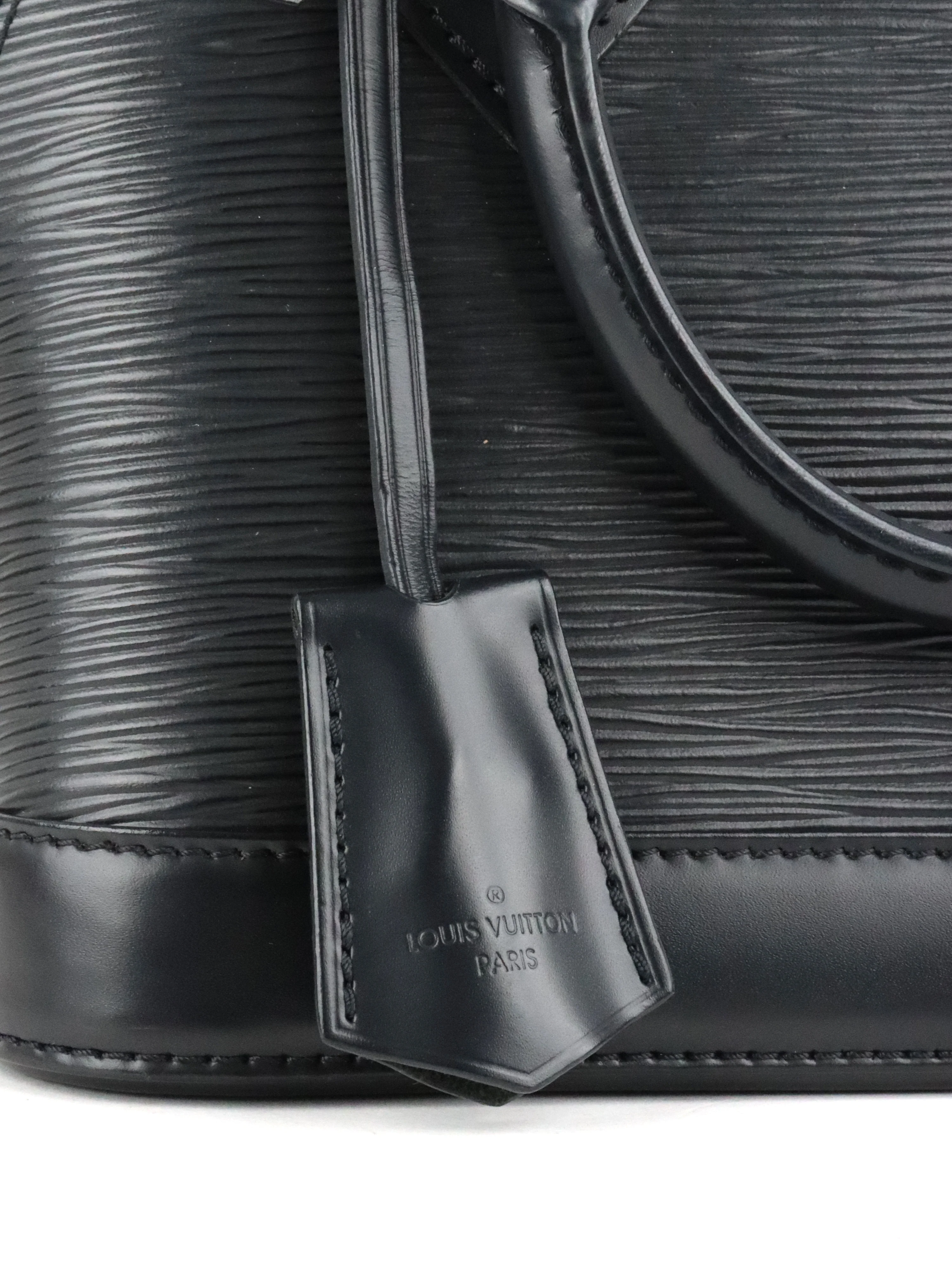 Louis Vuitton Black Epi Alma BB SHW