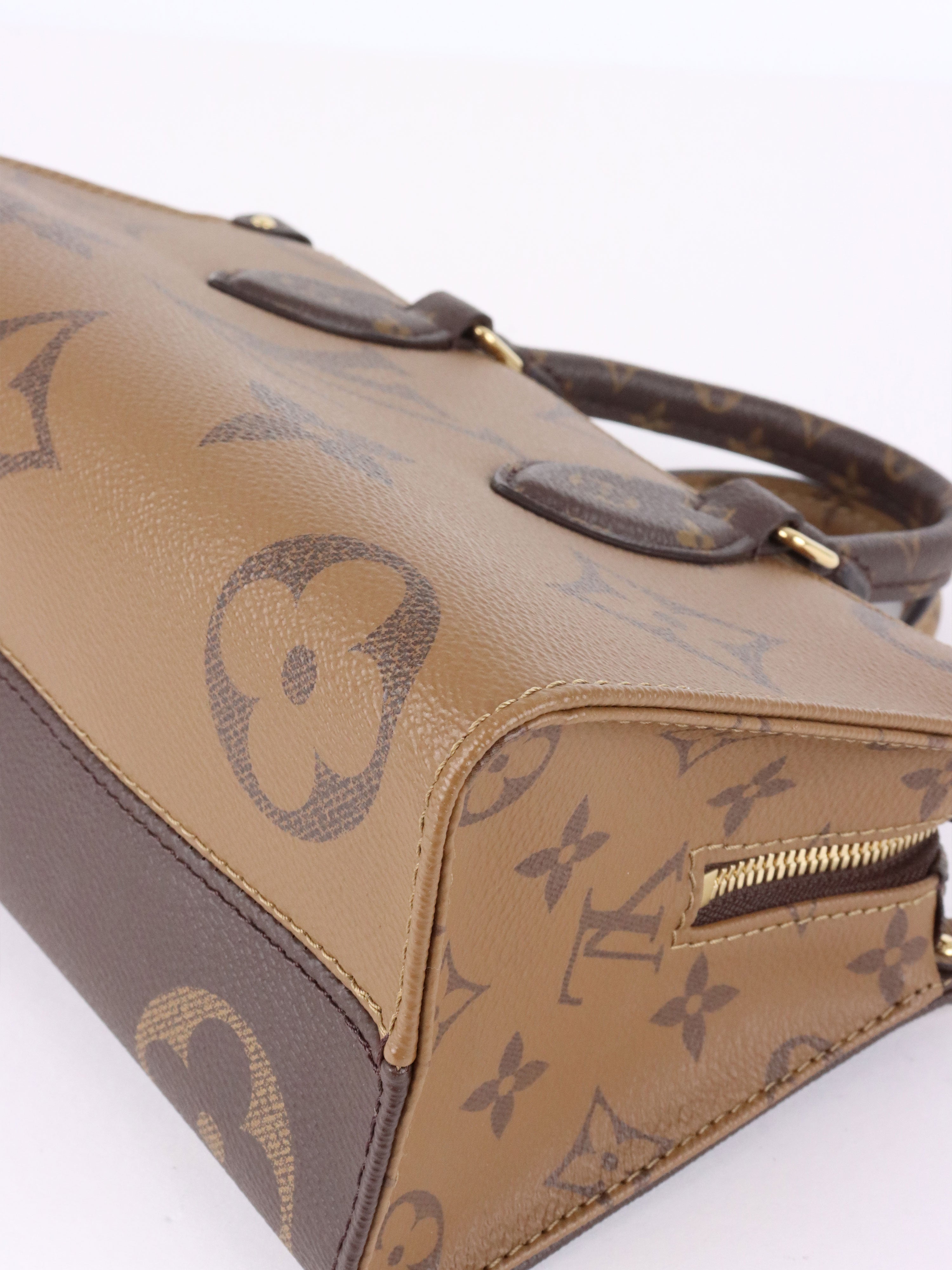 Louis Vuitton Monogram Reverse OnTheGo East West tote