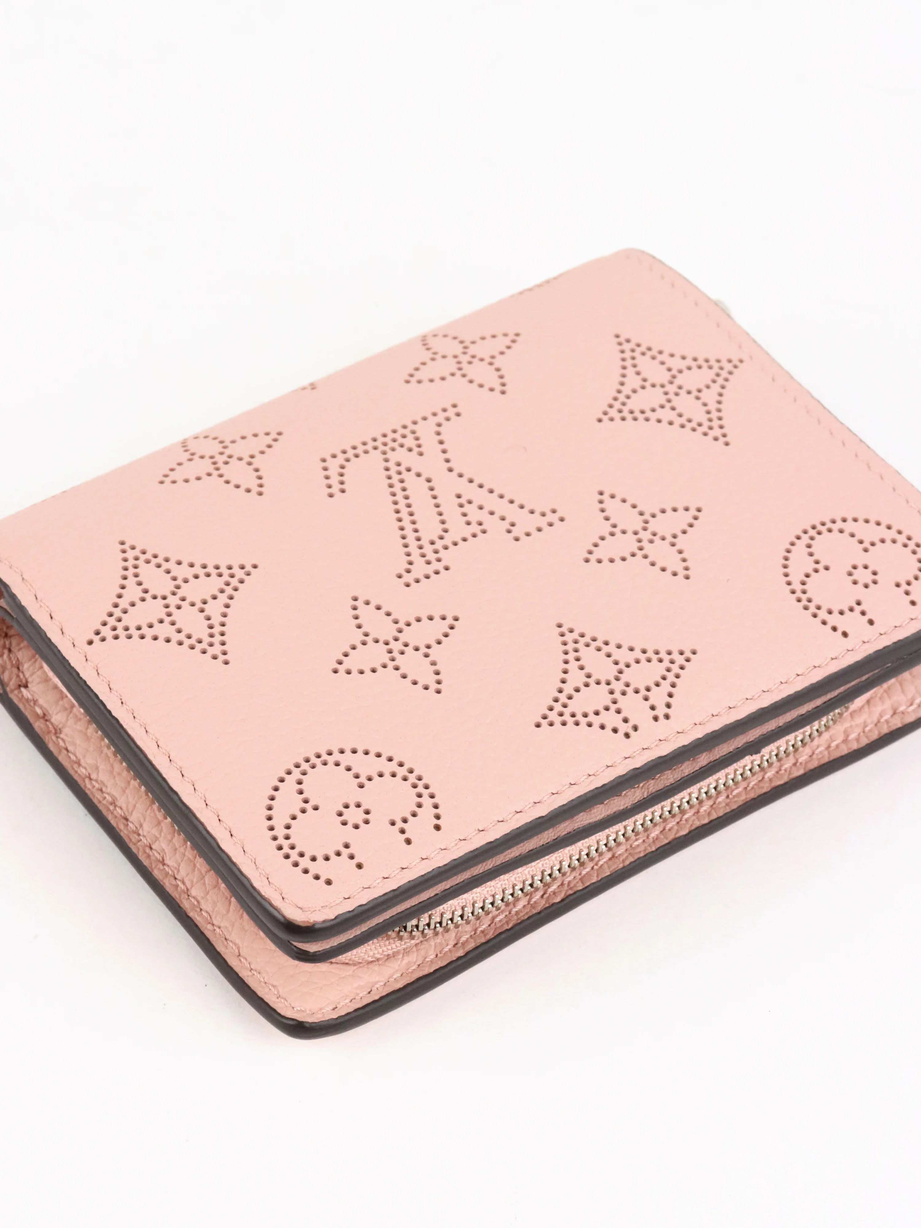 Louis Vuitton Pink Mahina Clea Wallet