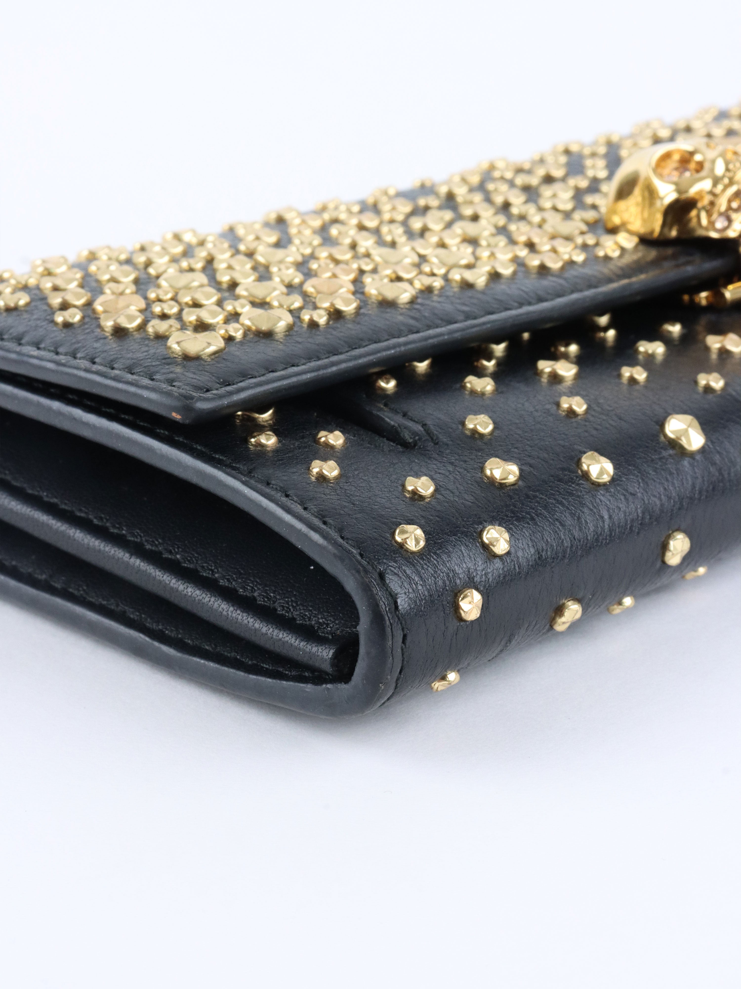 Alexander McQueen Studs  Skull Chain Clutch