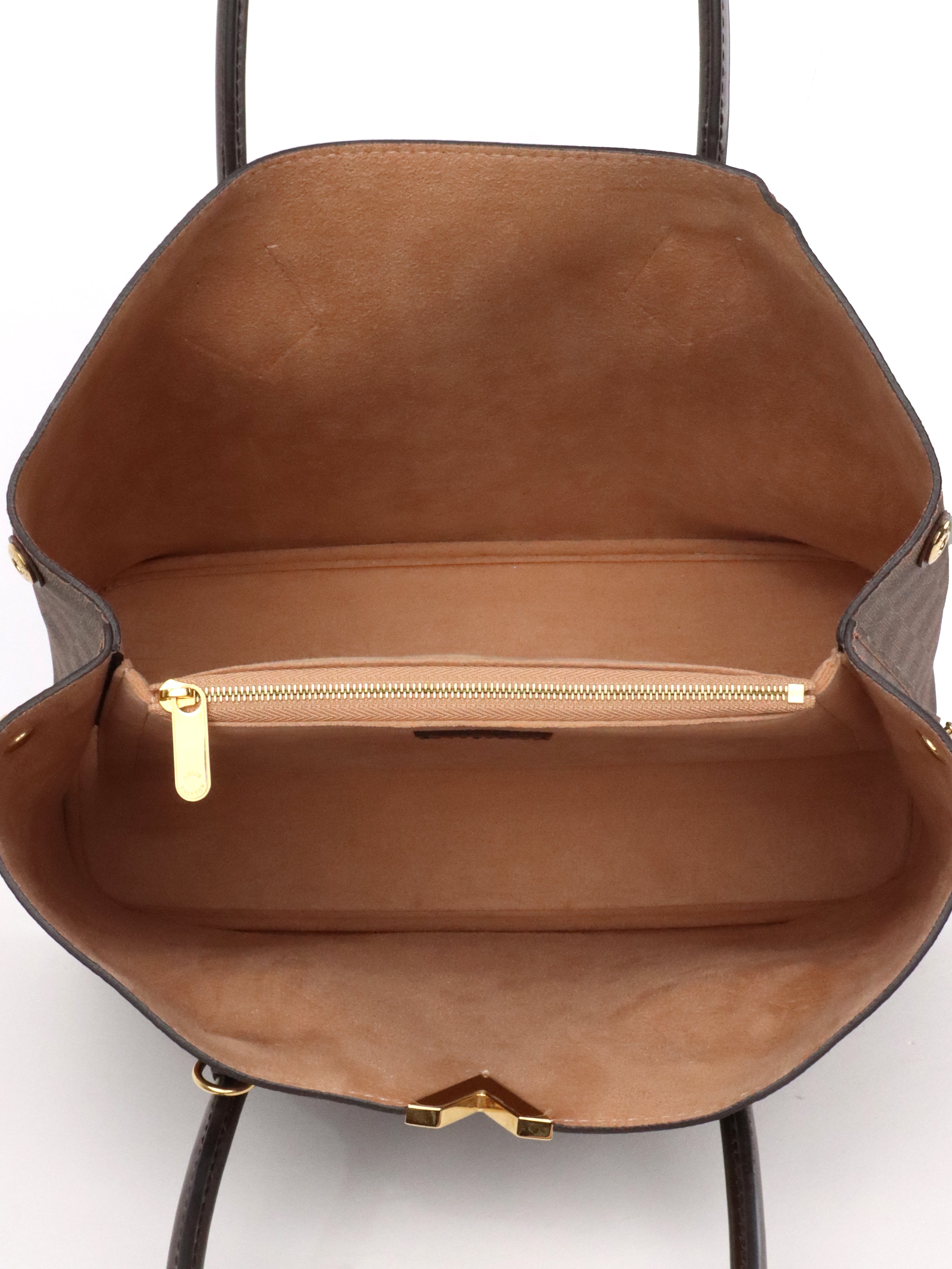 Louis Vuitton Damier Ebene Kensington Bag