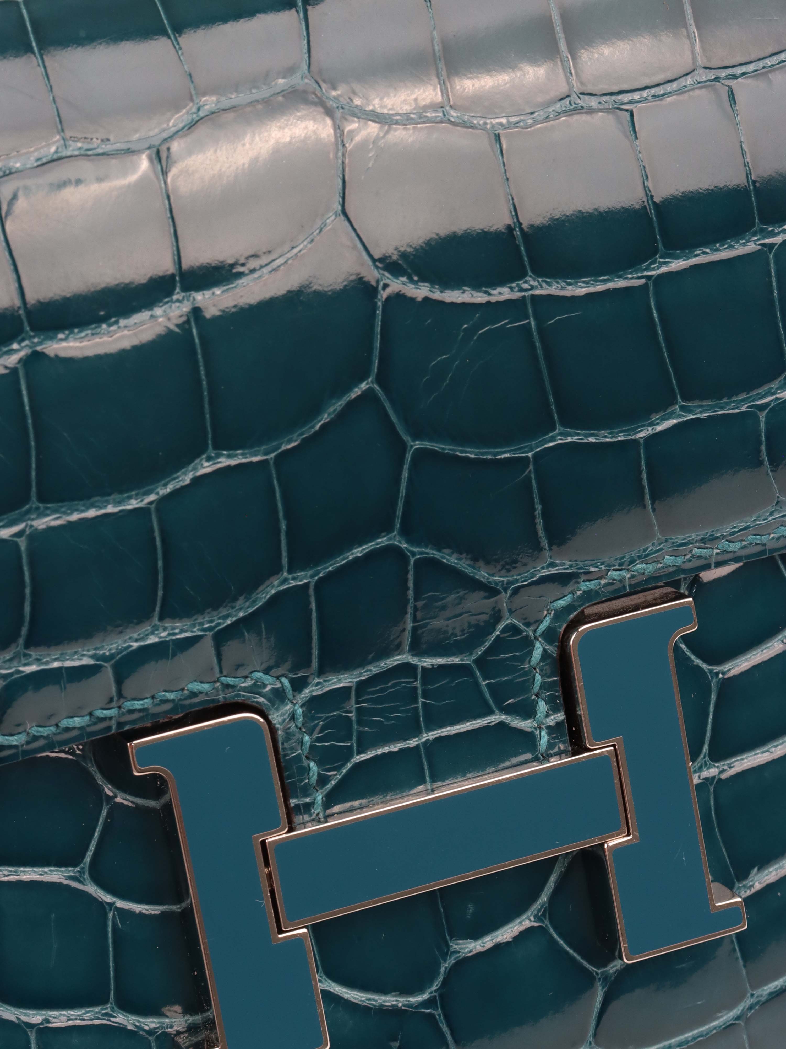 Hermes Alligator Constance Wallet Vert Bosphore.