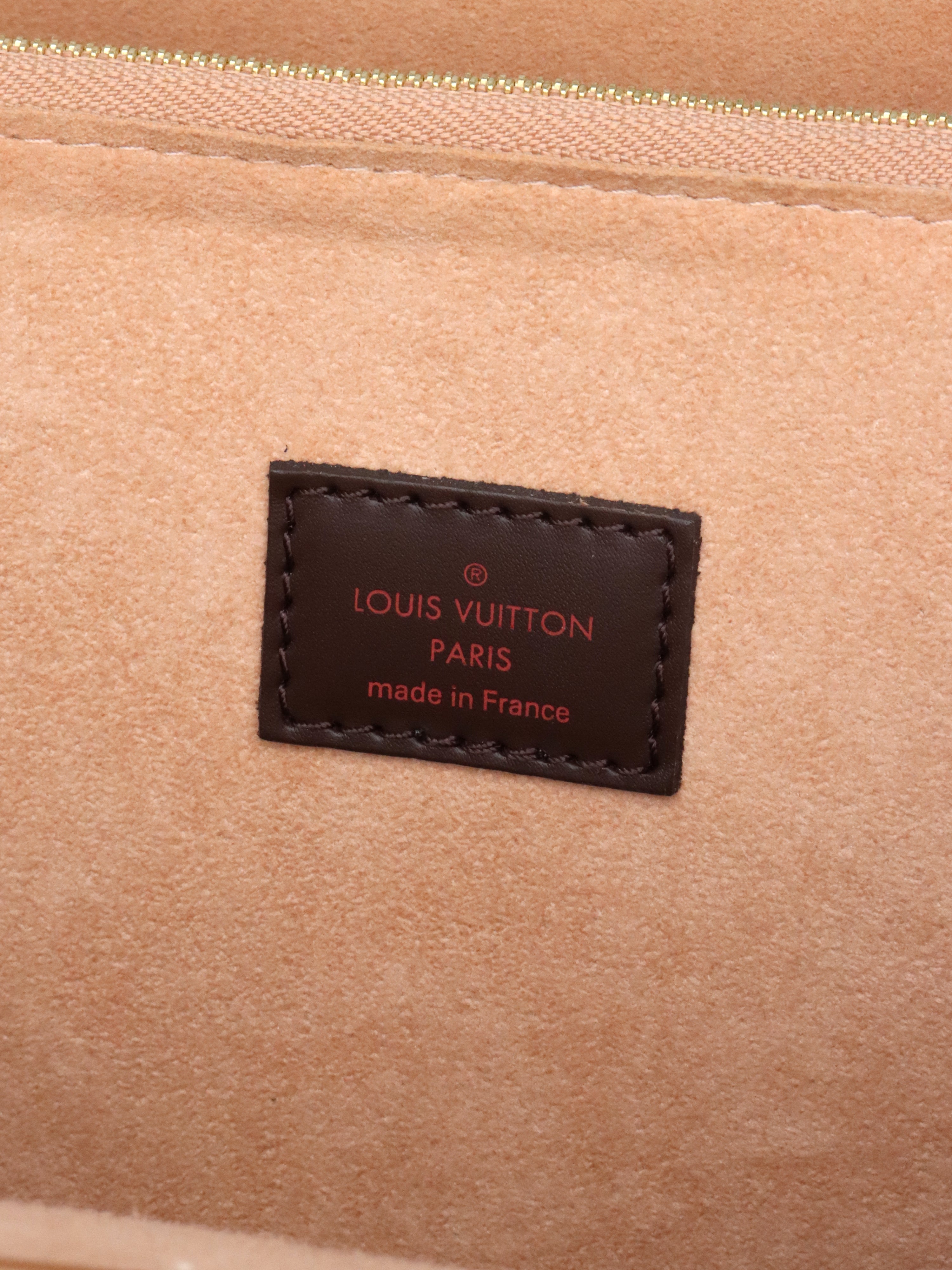 Louis Vuitton Damier Ebene Kensington Bag