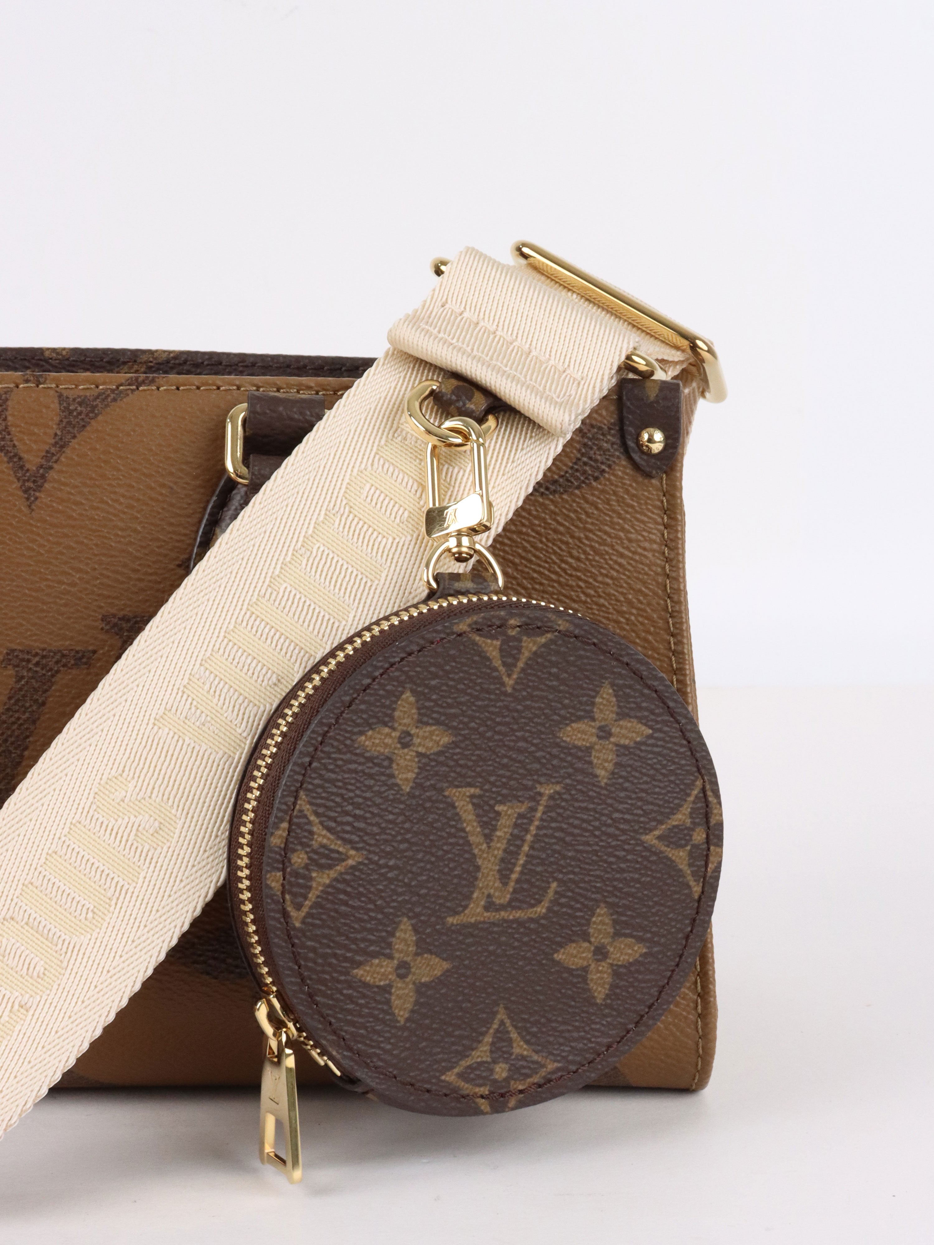 Louis Vuitton Monogram Reverse OnTheGo East West tote