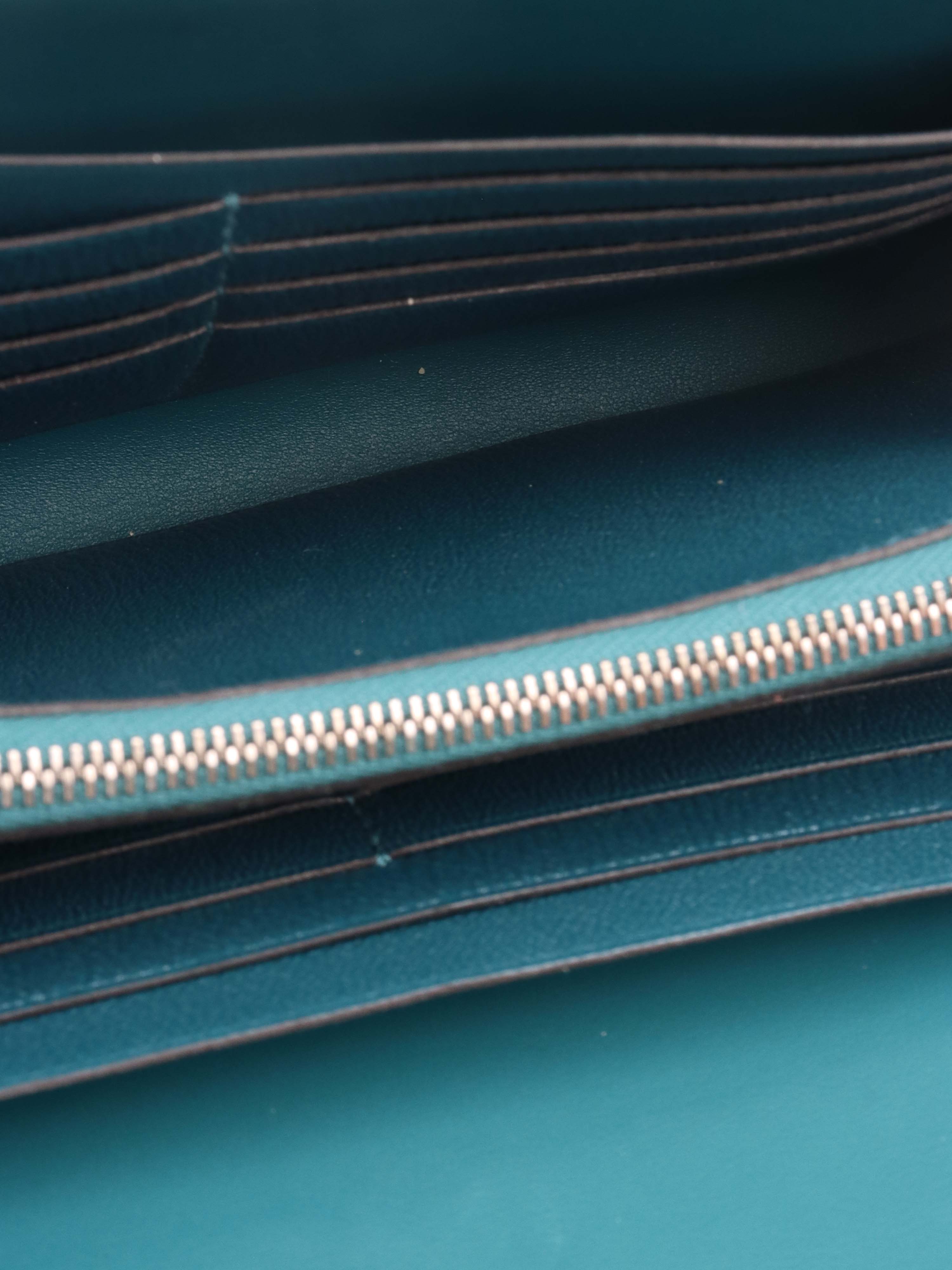 Hermes Alligator Constance Wallet Vert Bosphore.