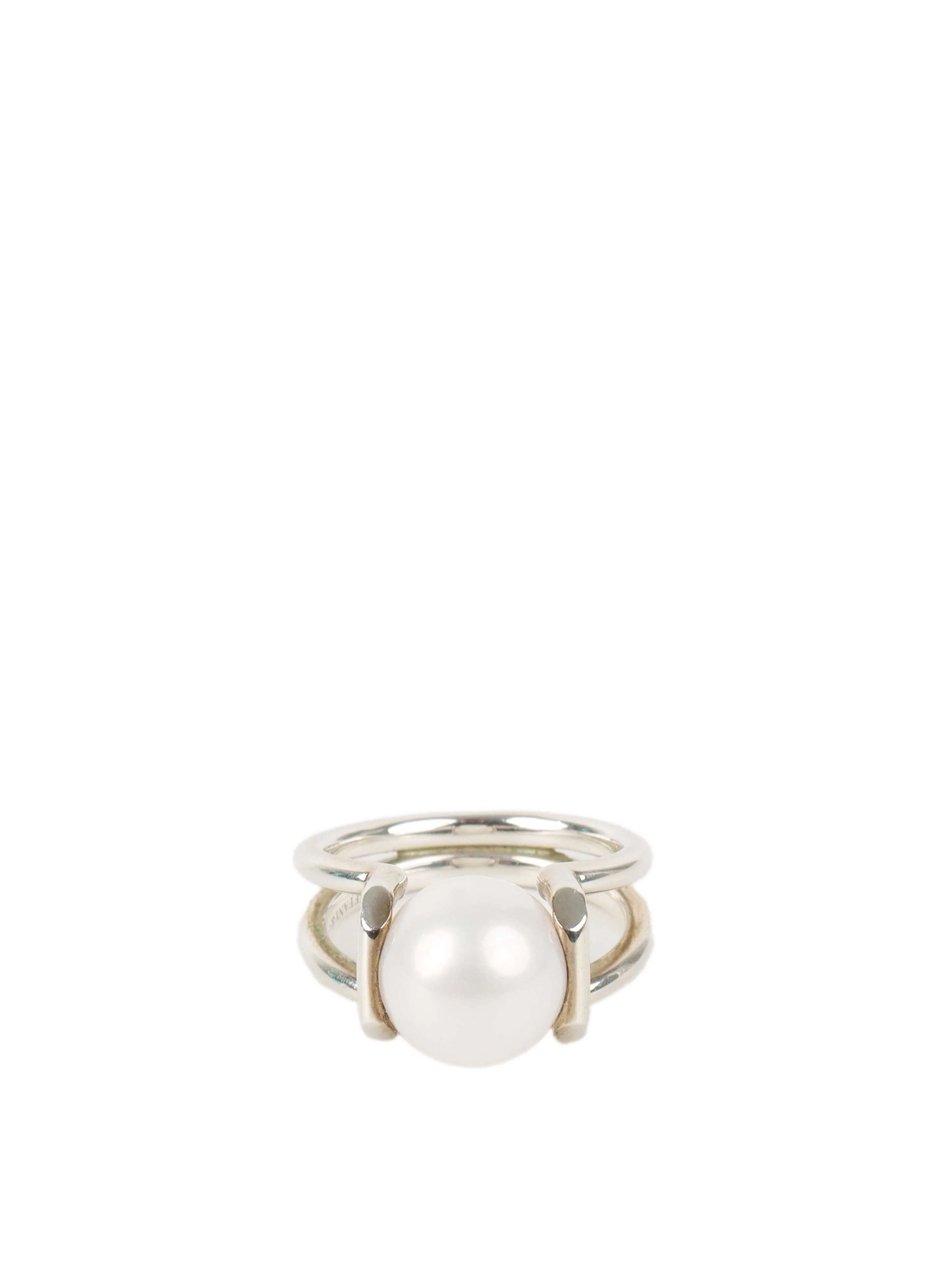 Tiffany  Co. HardWear Fresh Water Pearl Ring.