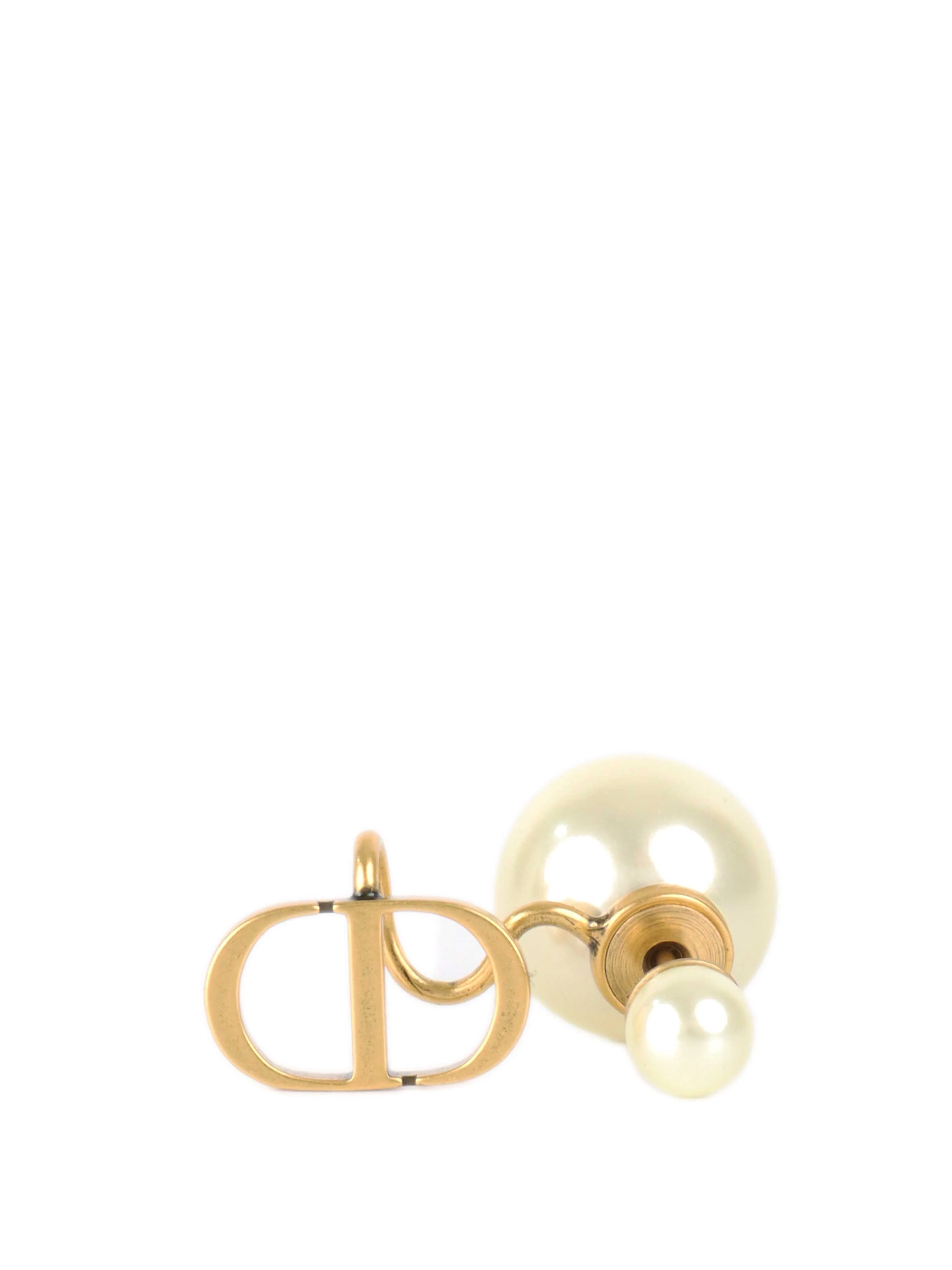 Dior Single Ear Cuff with Pearls.