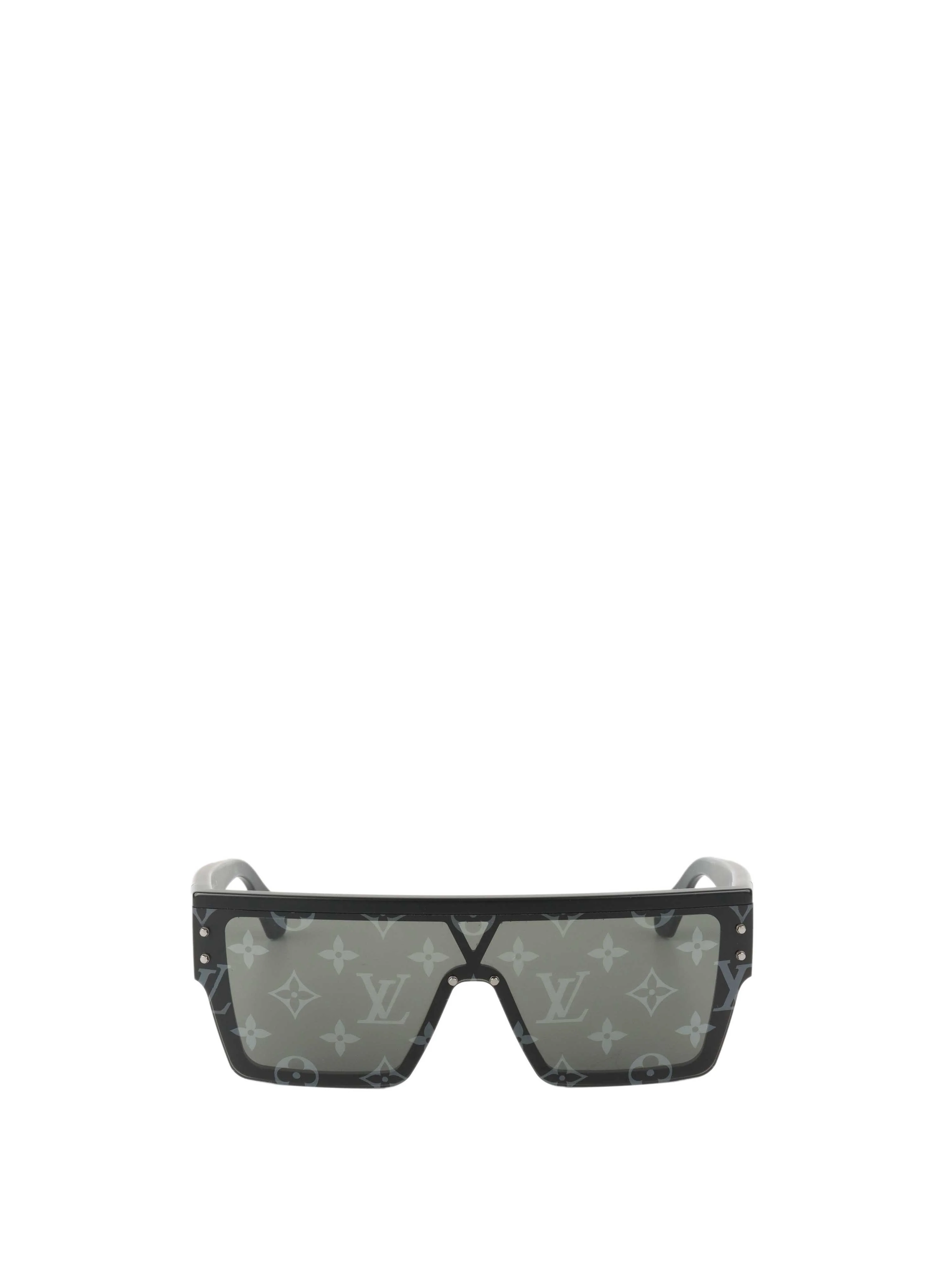 Louis Vuitton Waimea L Sunglasses.