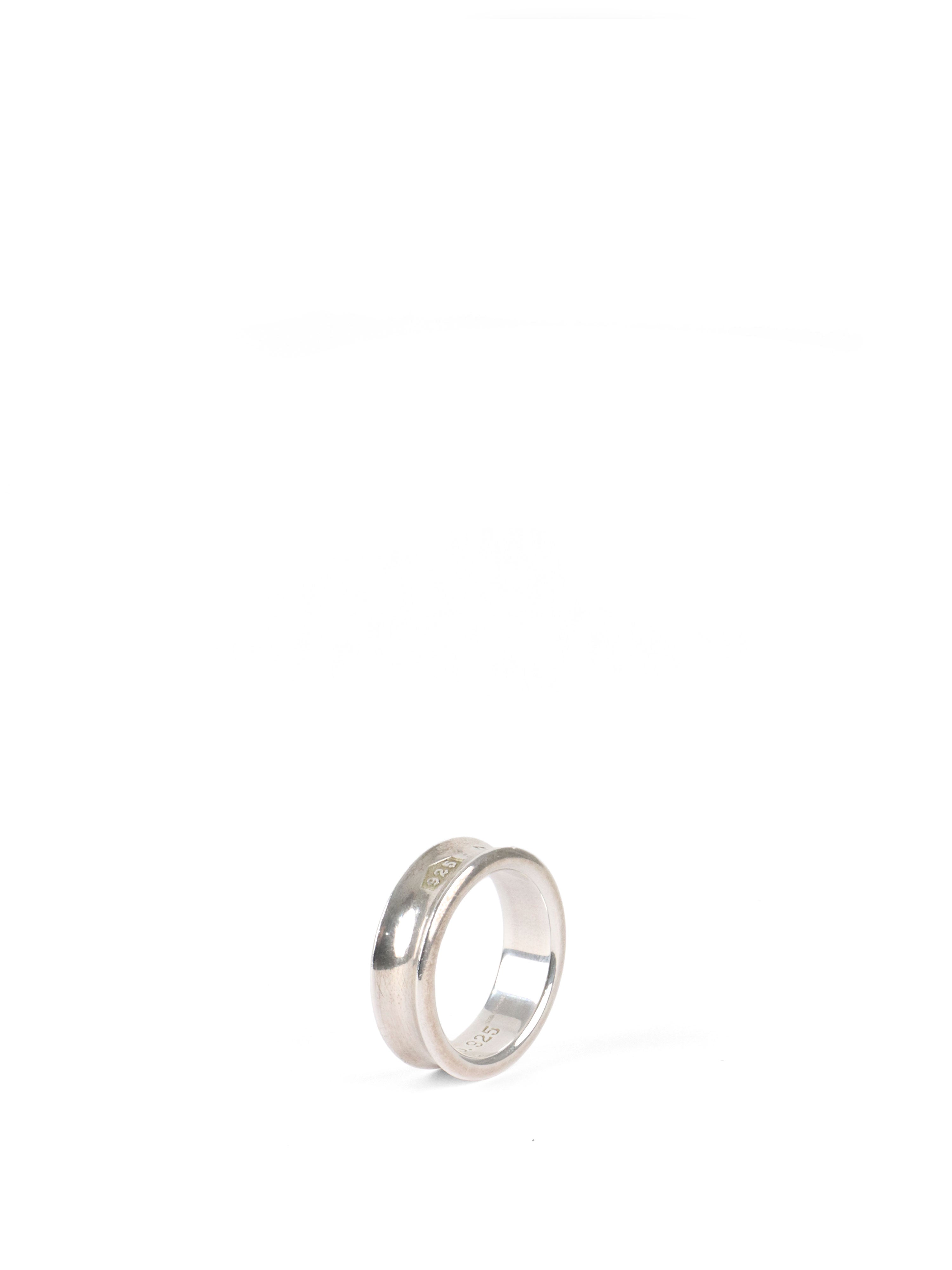 Tiffany  Co 1837 Medium Model Ring size 7