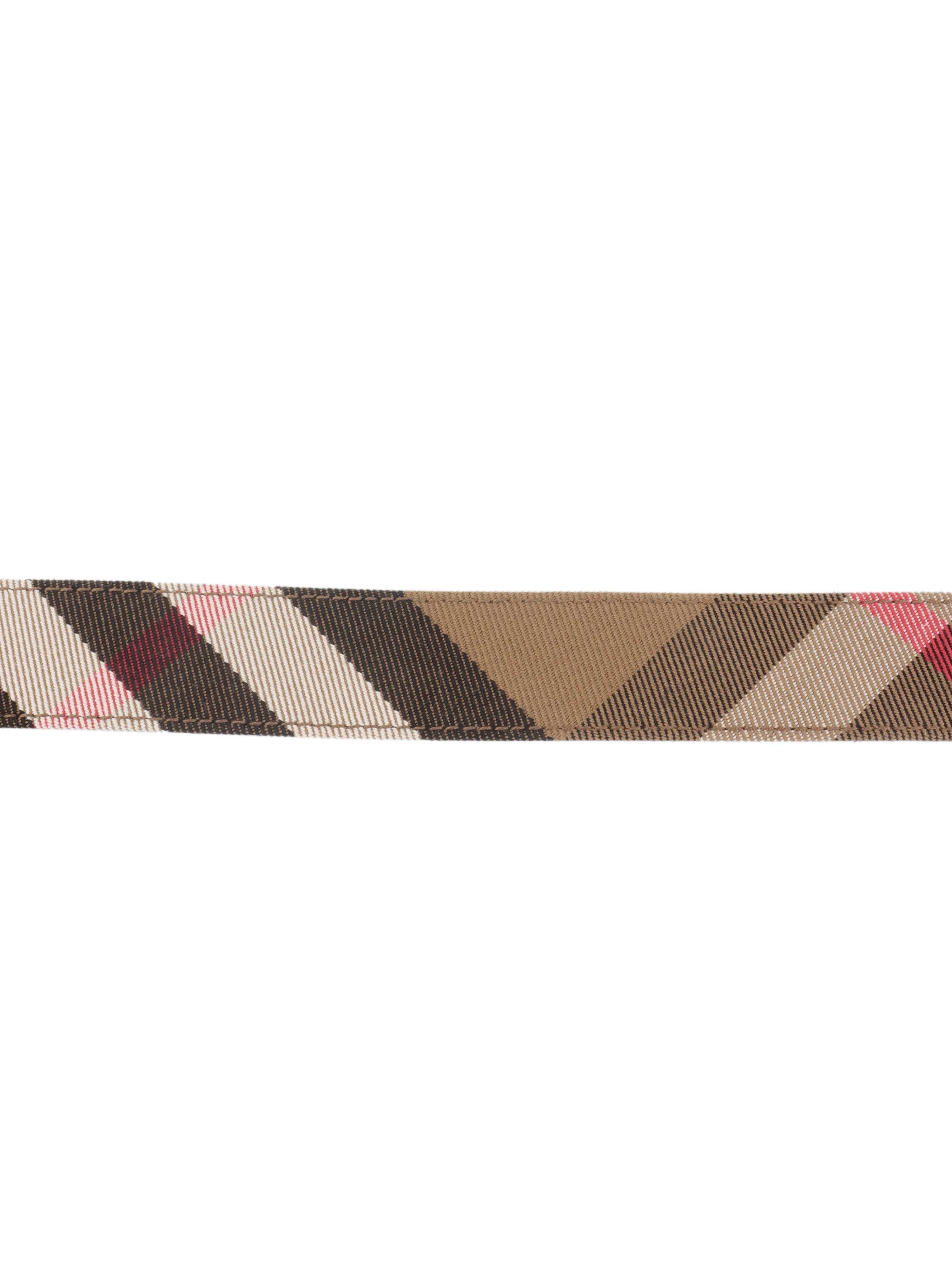 Burberry Signature Check Reversible Belt.