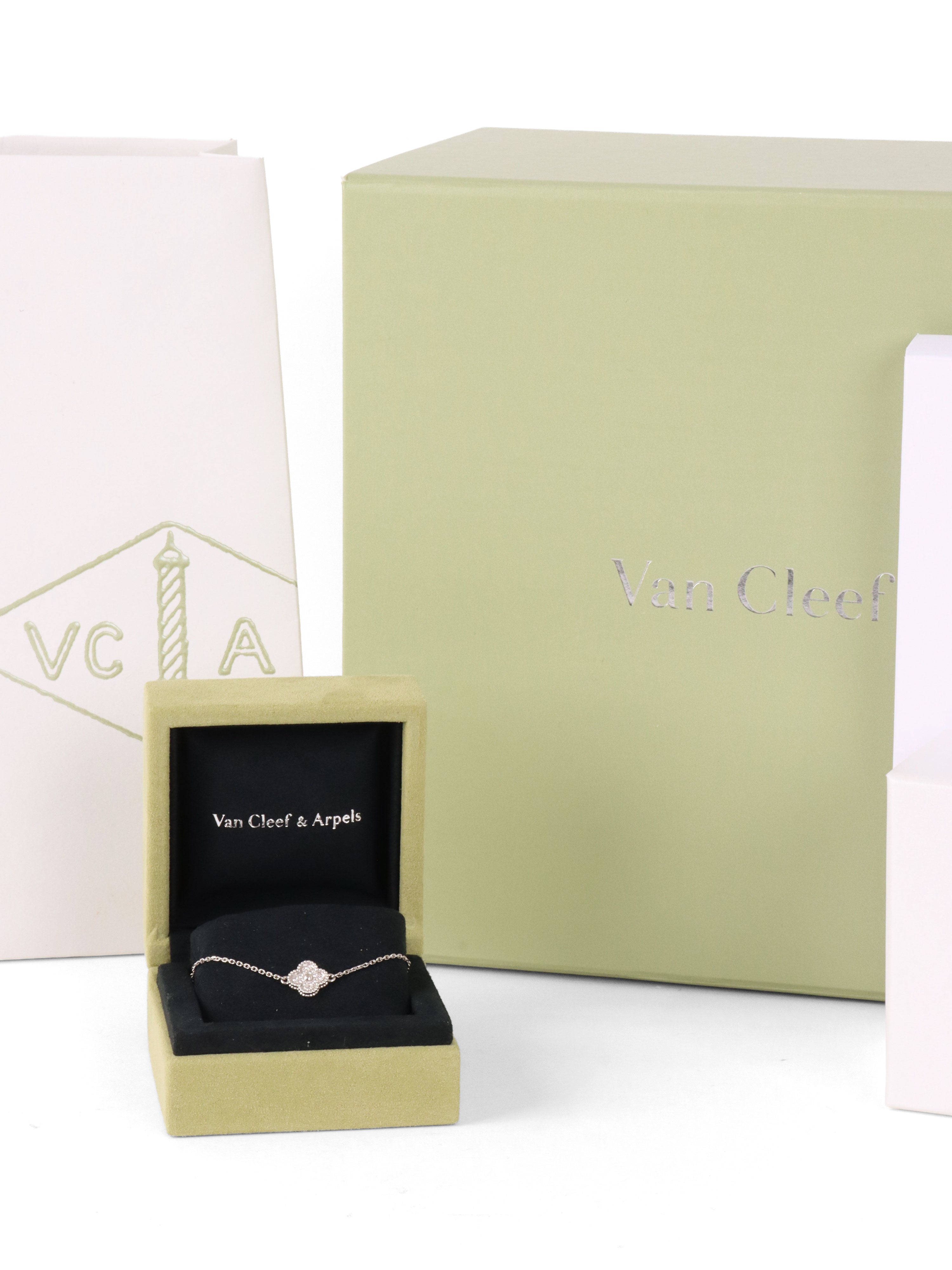 Van Cleef  Arpels Diamond Sweet Alhambra bracelet, 1 motif
