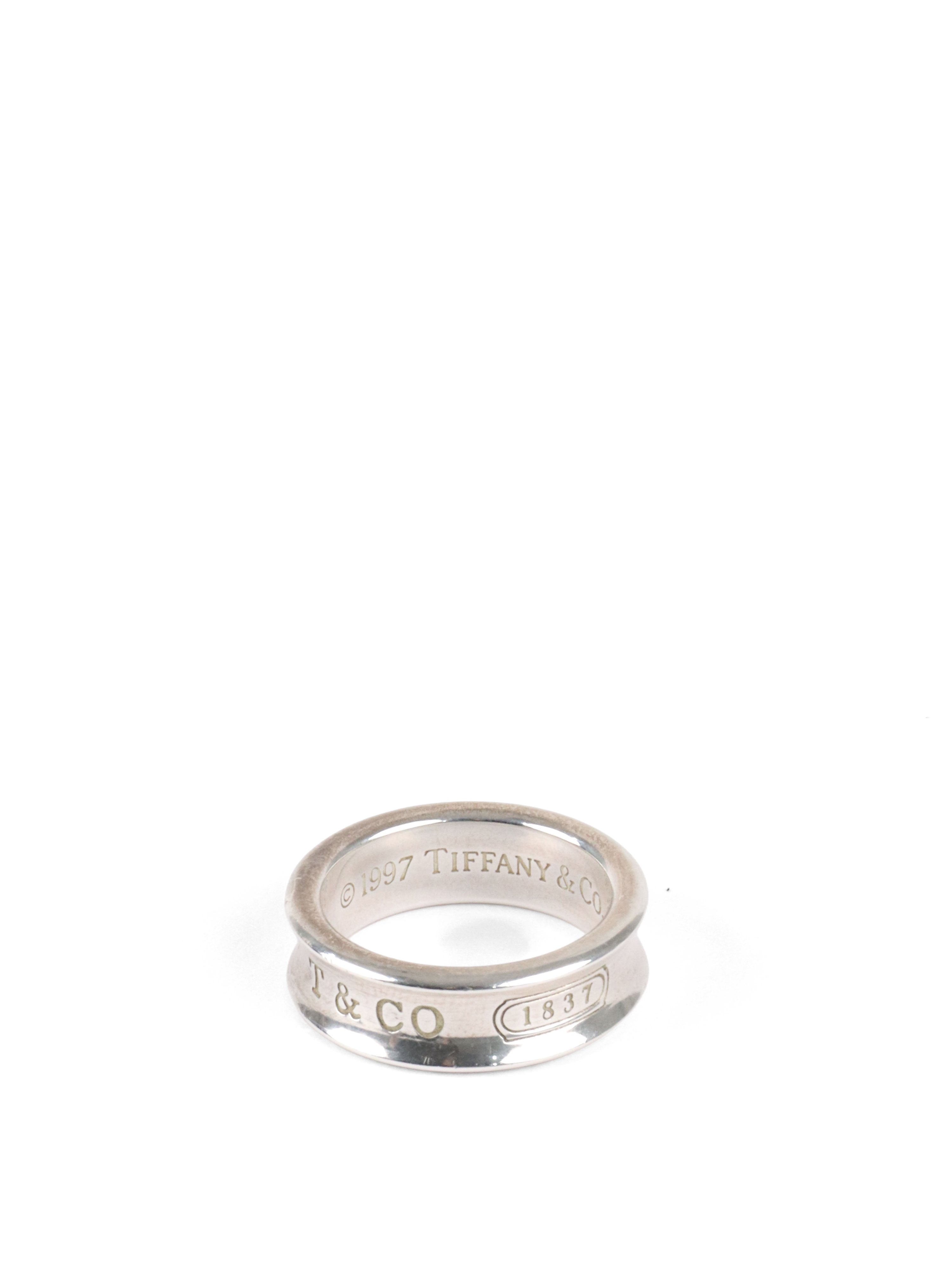 Tiffany  Co 1837 Medium Model Ring size 7