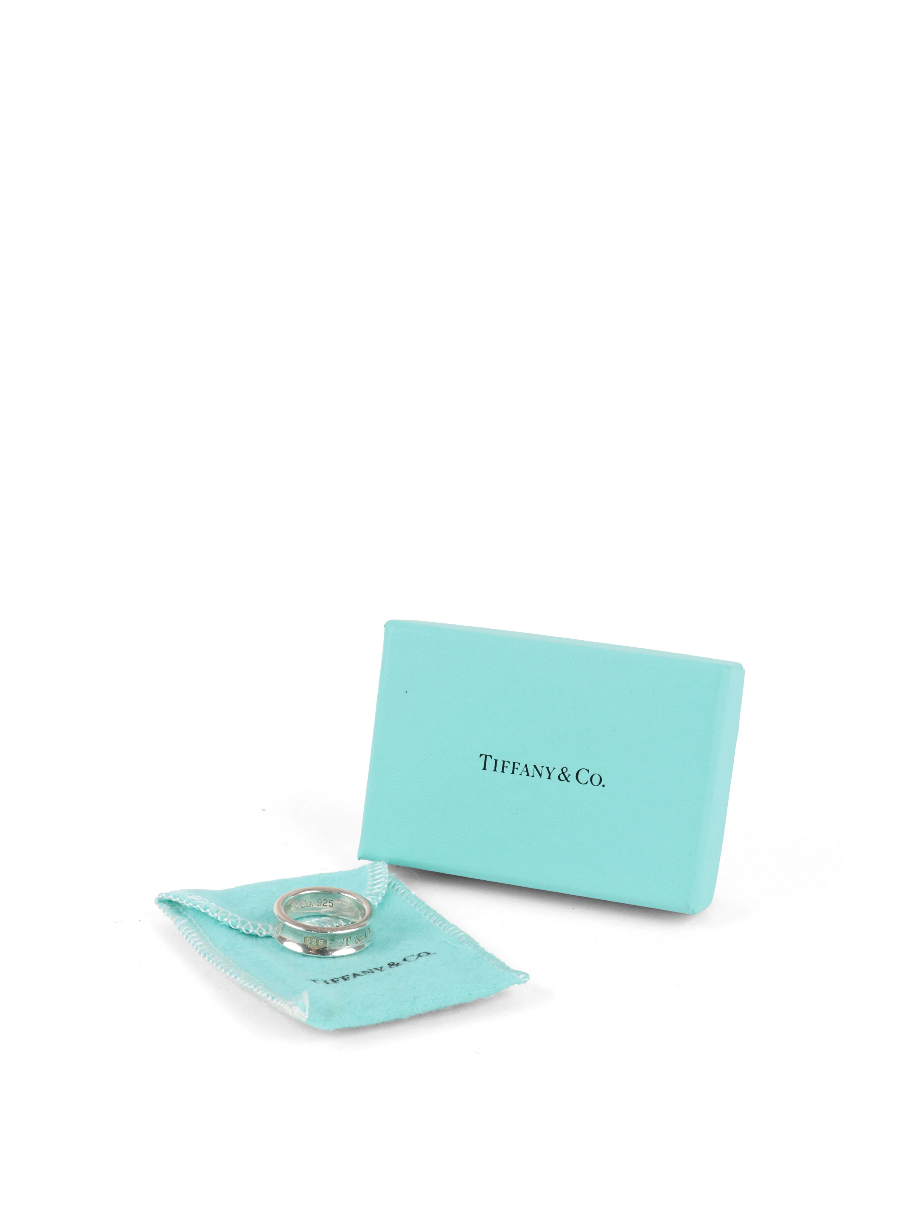 Tiffany & Co 1837 Medium Model Ring size 7