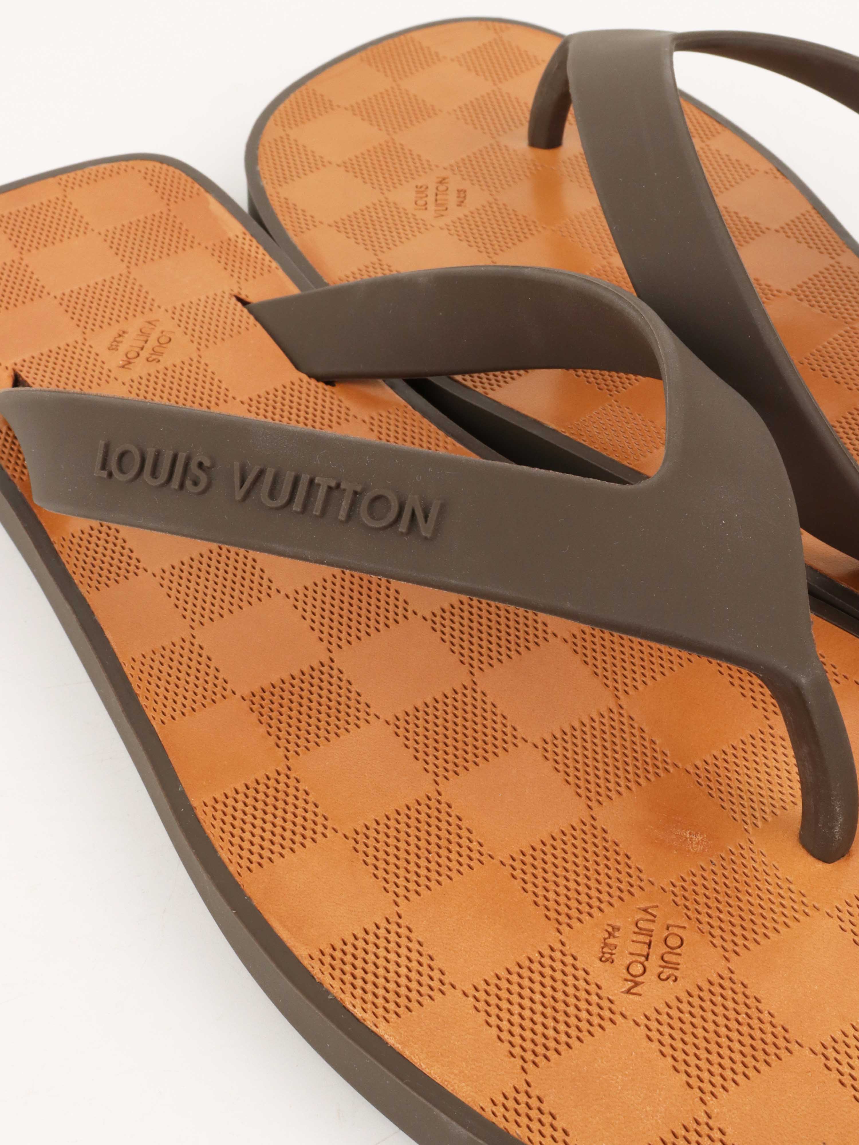Louis Vuitton La Maison Flats.