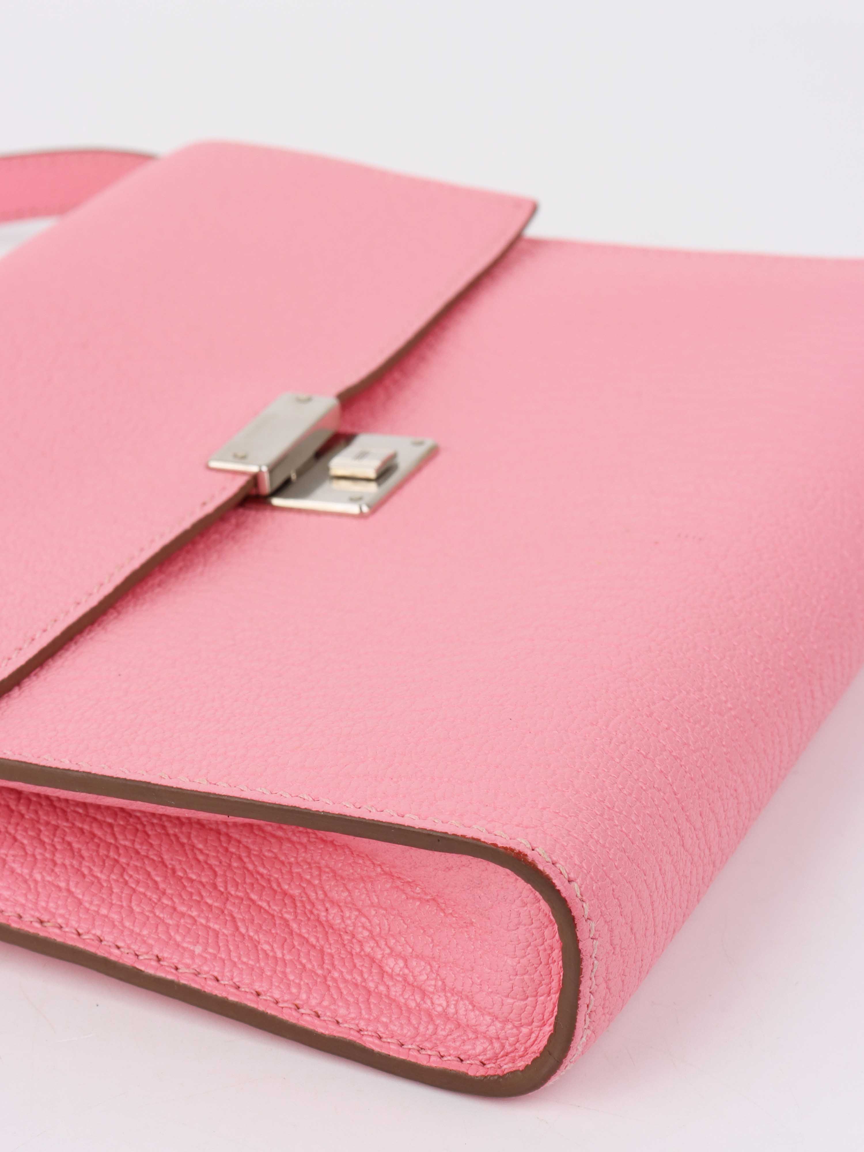 Hermes Pink Wallet on Chain.