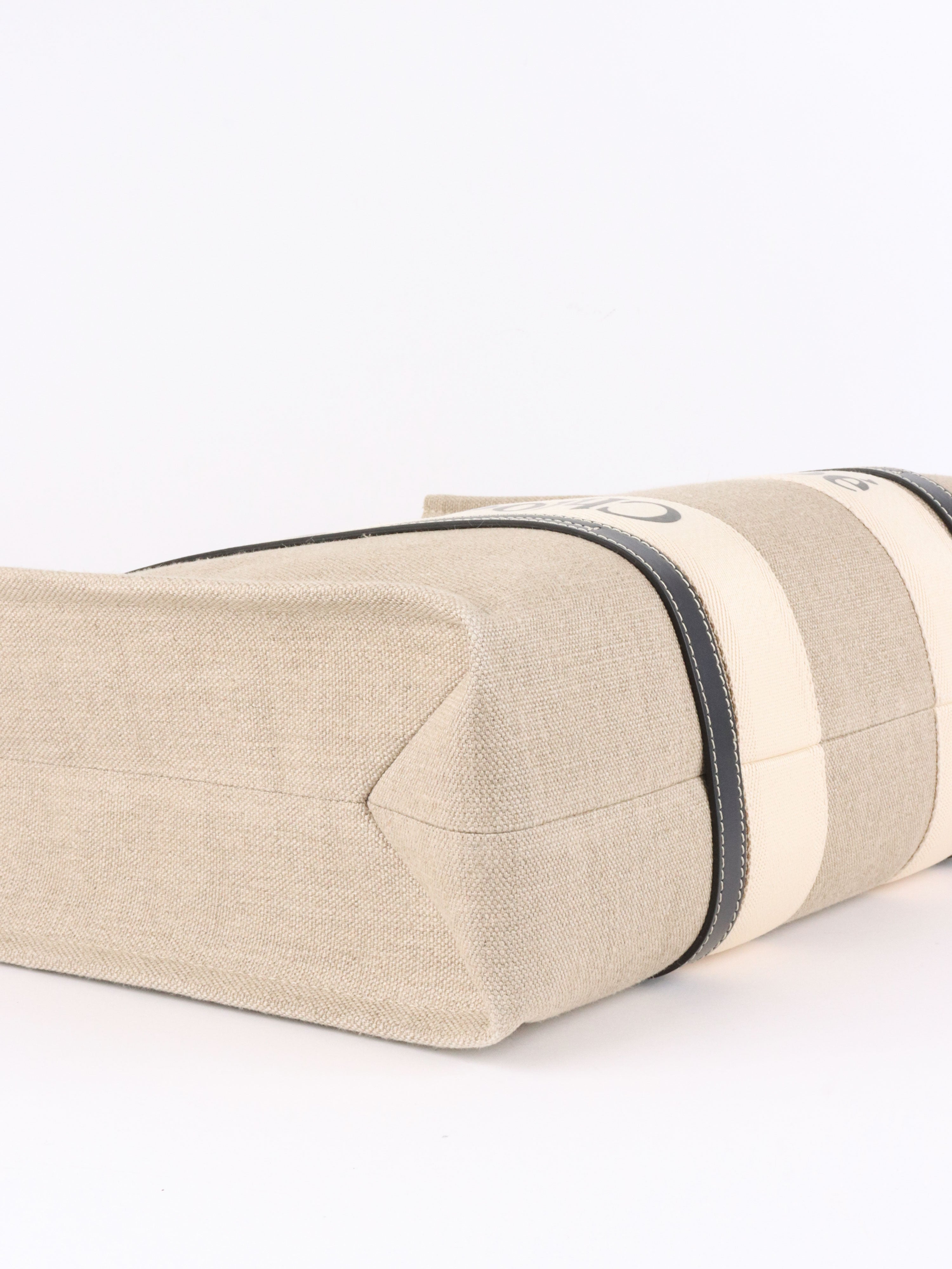 Chloe Large White  Blue Woody Tote Bag in Linen.