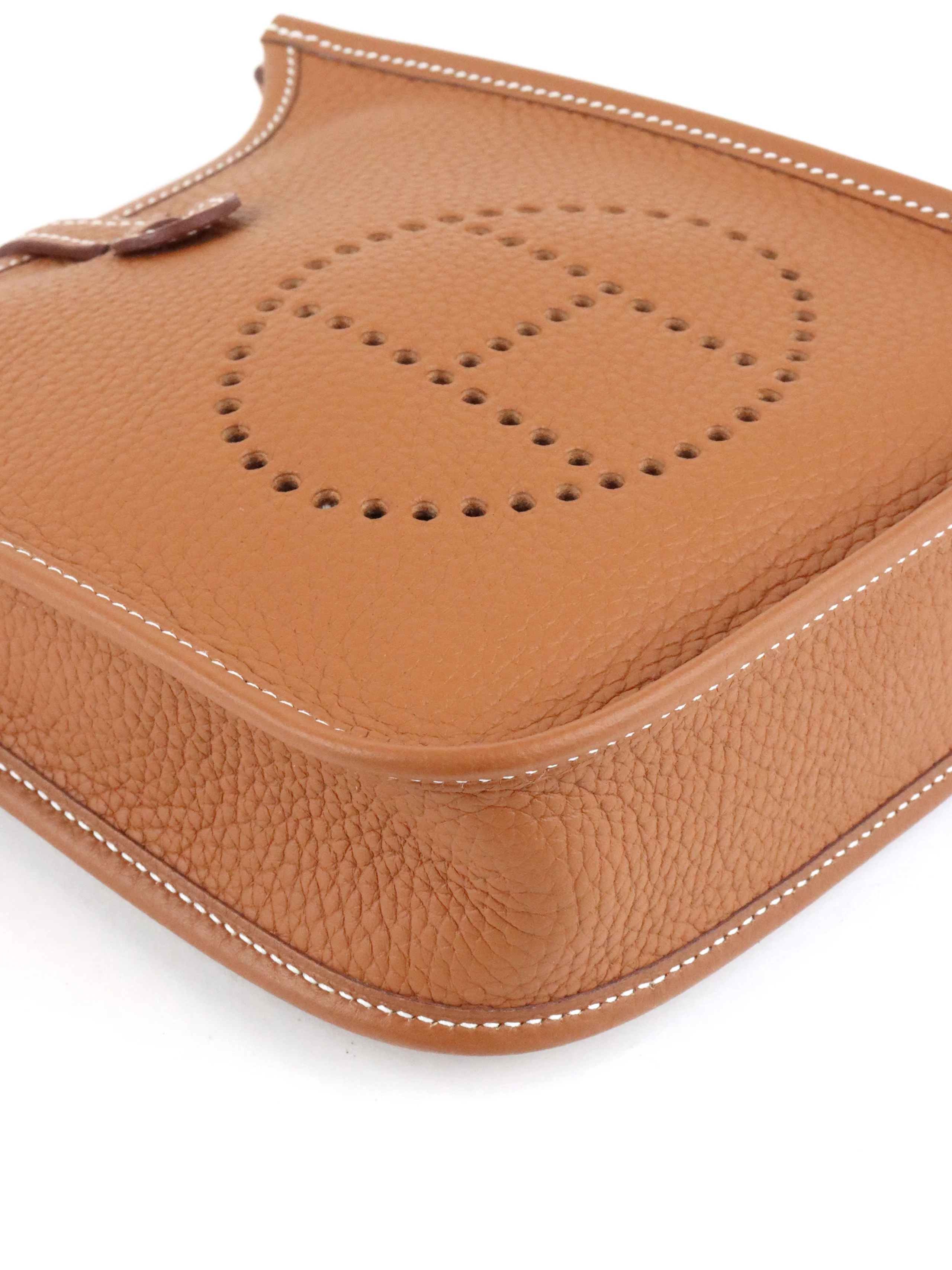 Hermes Gold Clemence Evelyne 16 TPM PHW