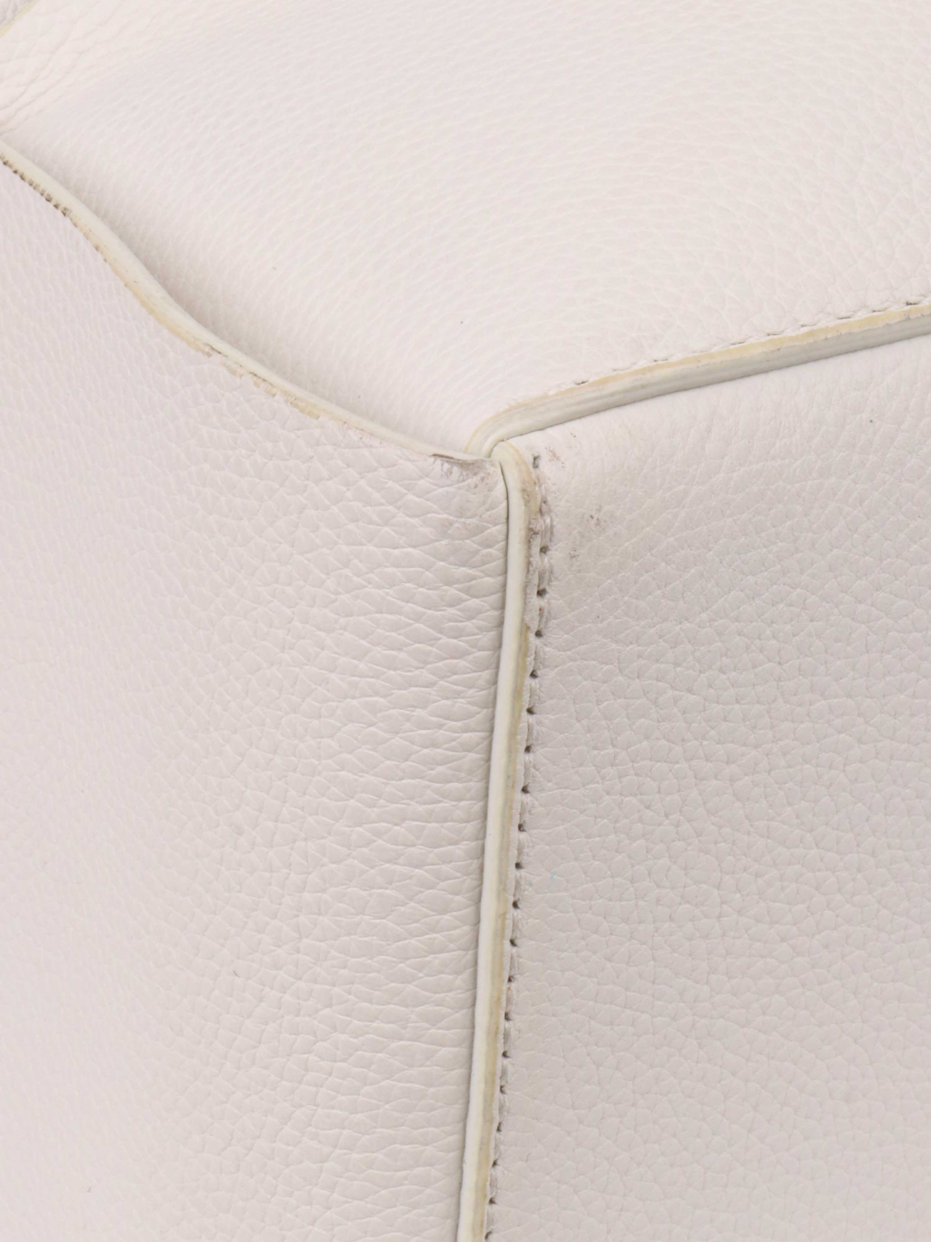 Bottega Veneta White Arco Large Leather Tote Bag.