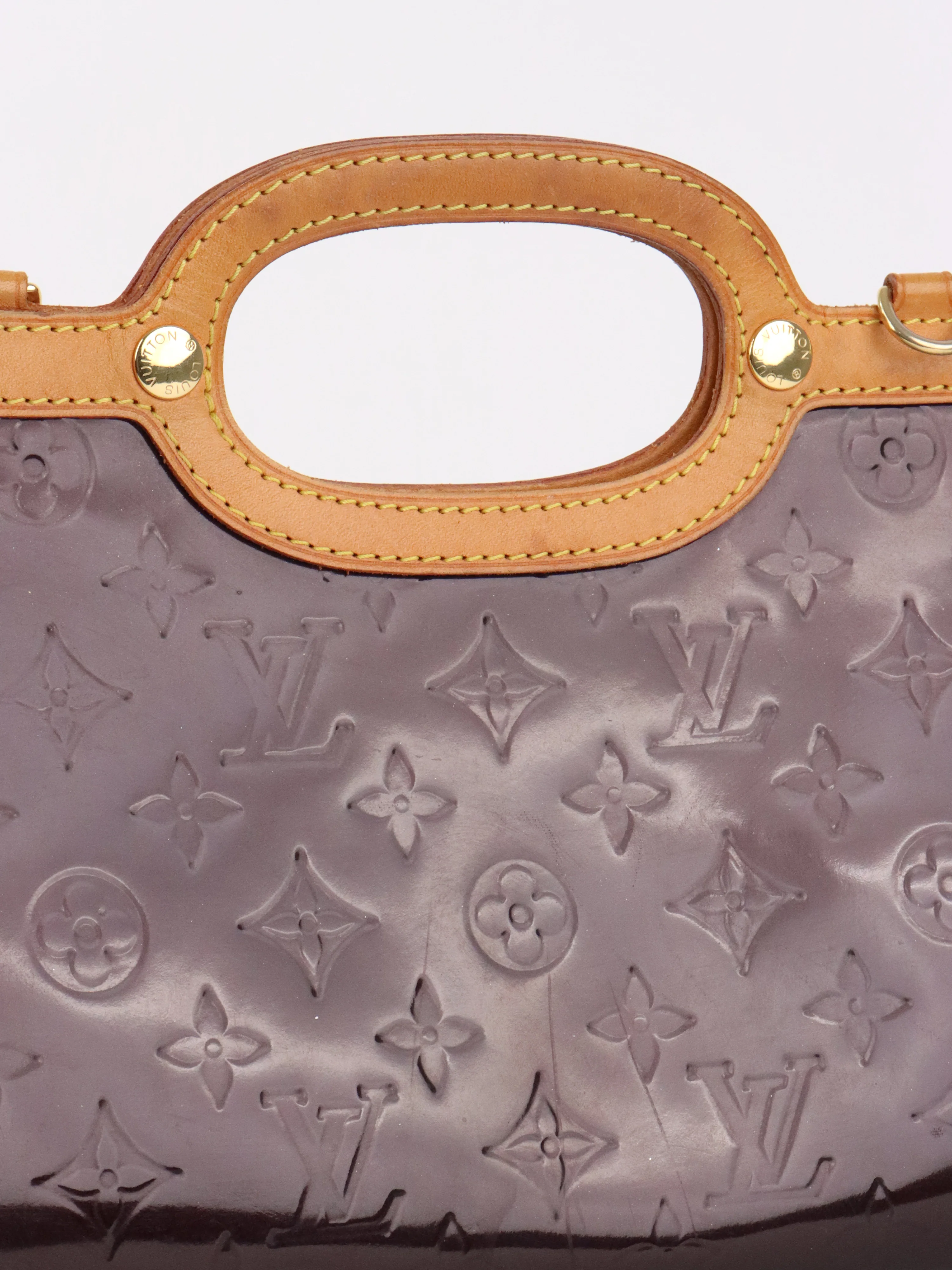 Louis Vuitton Amarante Monogram Vernis Roxbury Shoulder Clutch