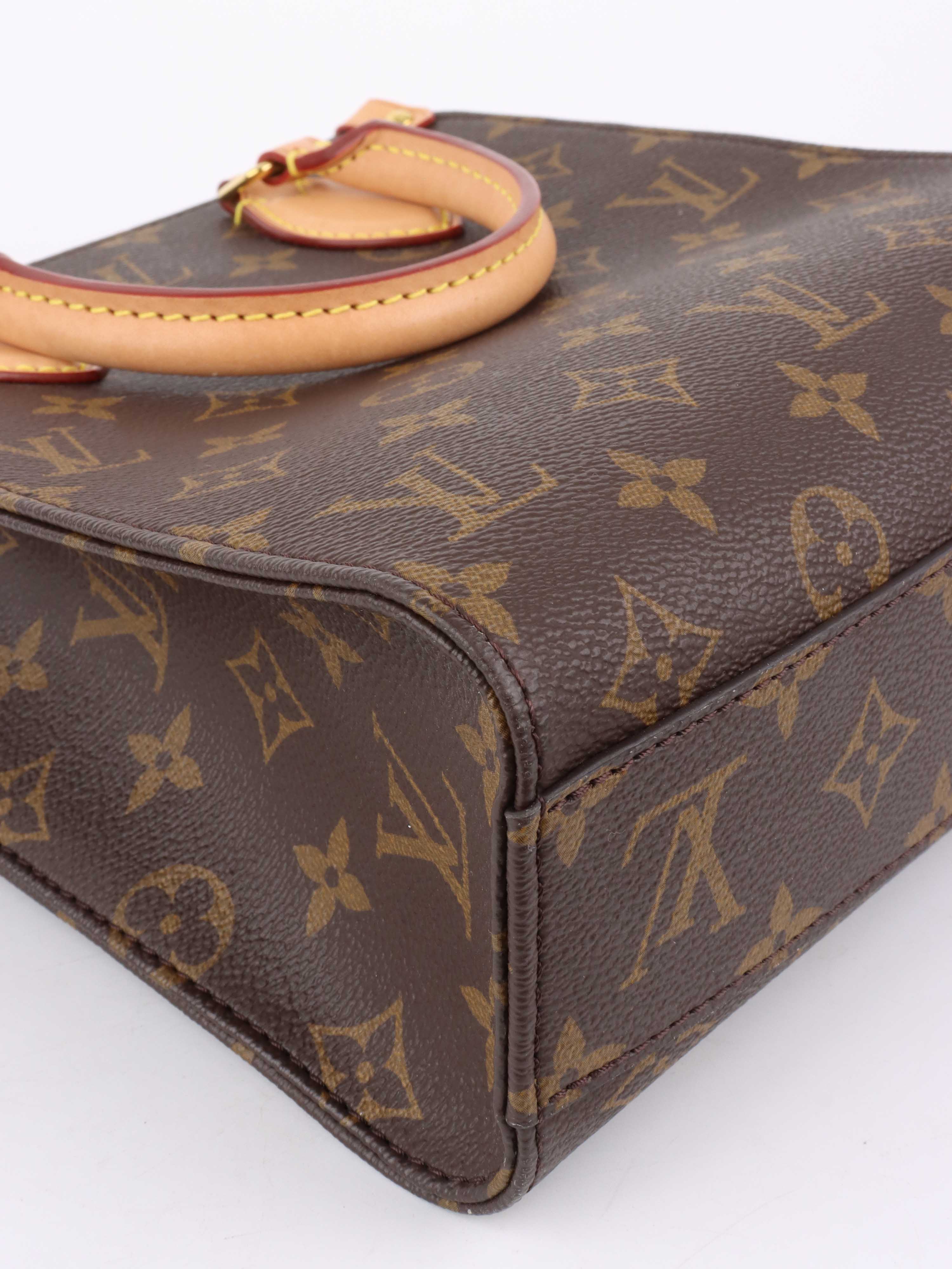 Louis Vuitton Sac Plat BB.