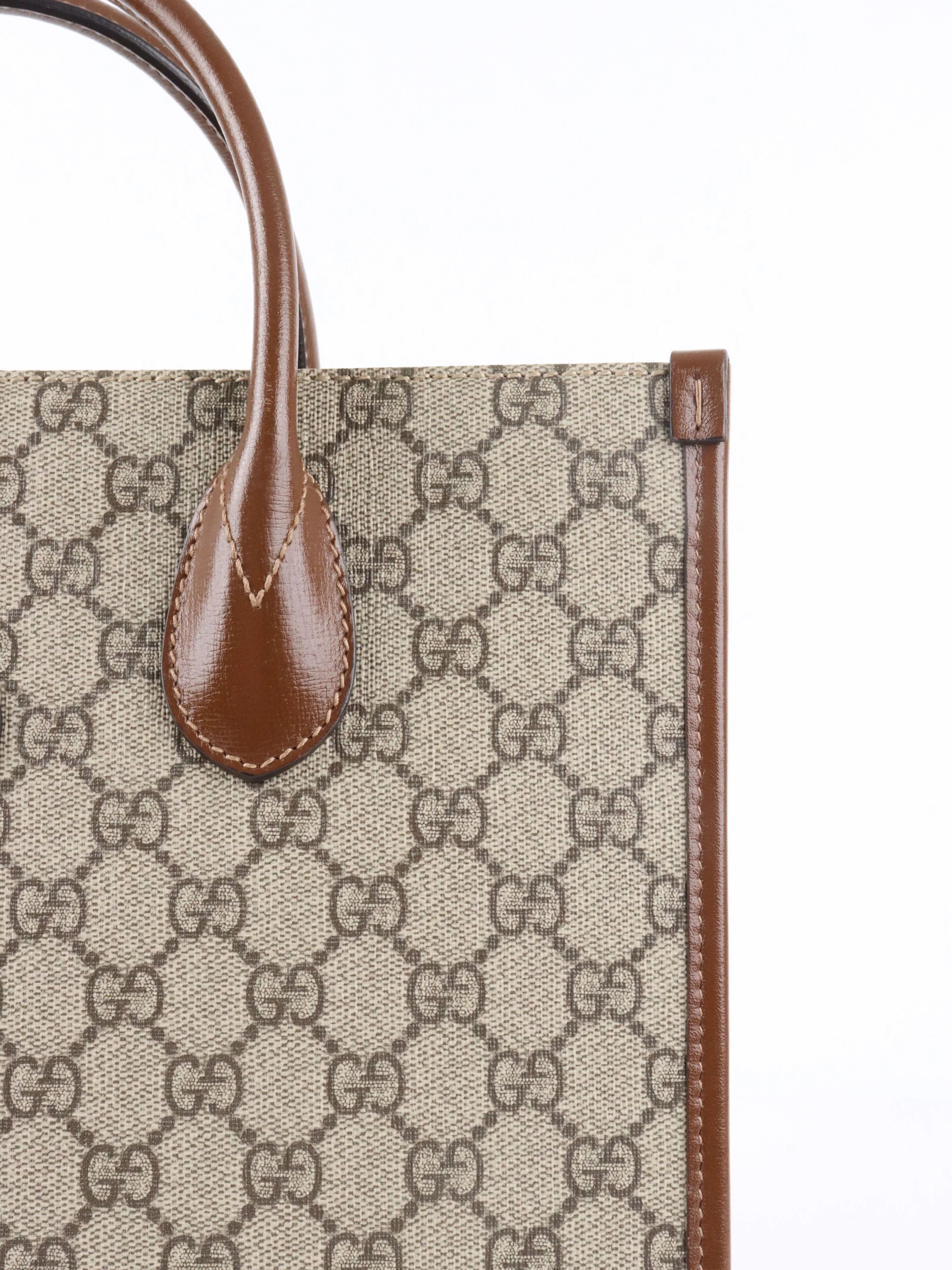 Gucci GG Supreme Small Tote Bag