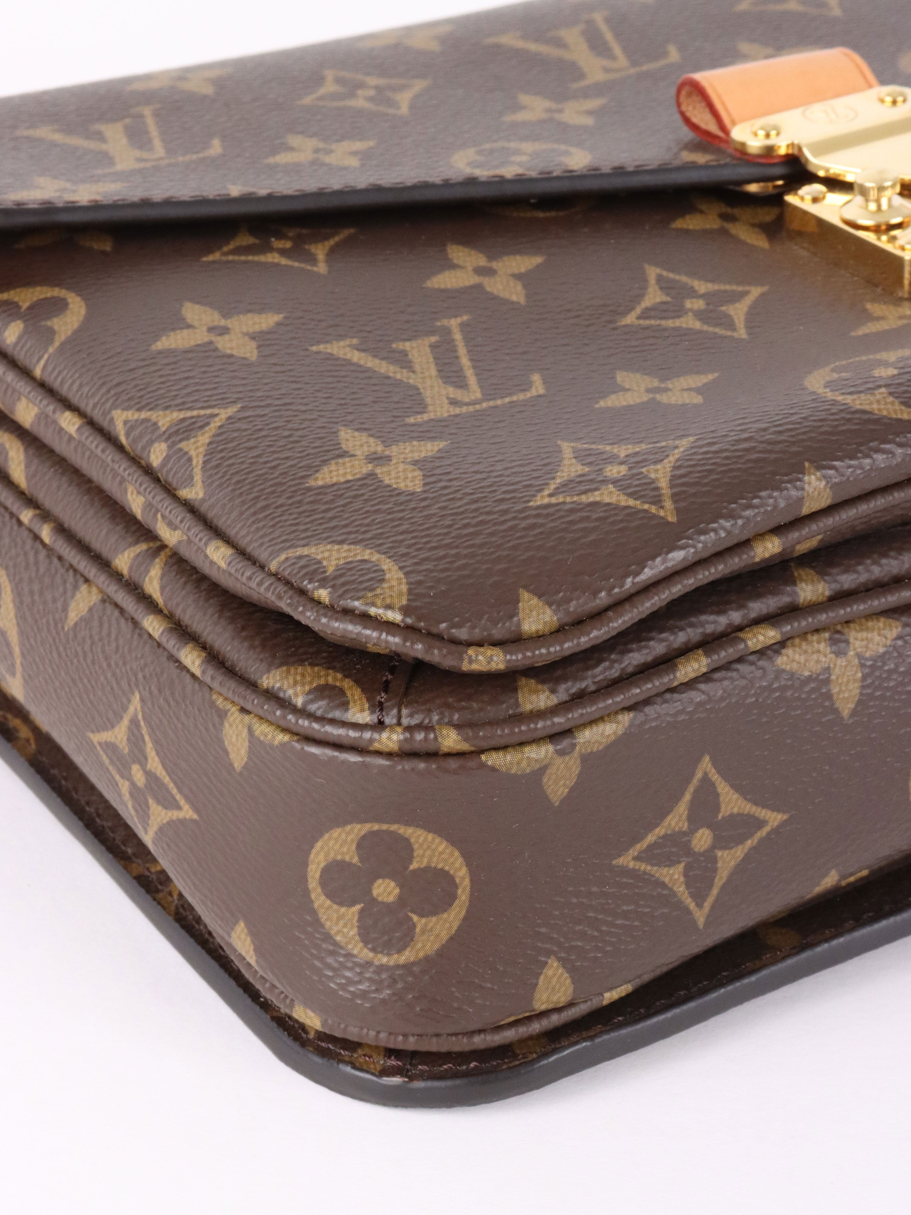Louis Vuitton Monogram Pochette Metis.
