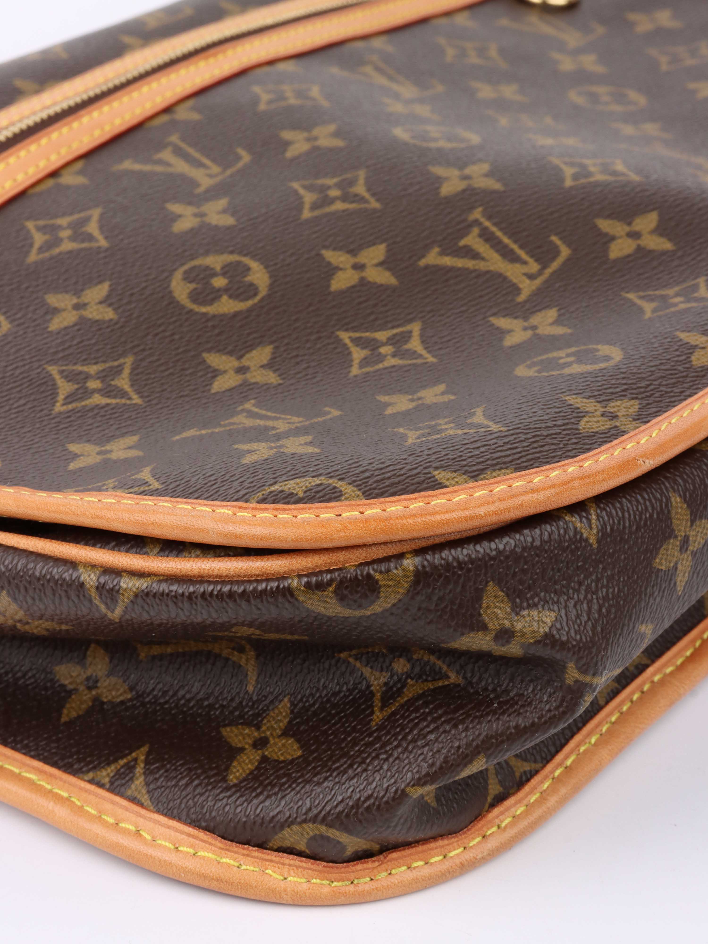 Louis Vuitton Monogram Messenger Bag.