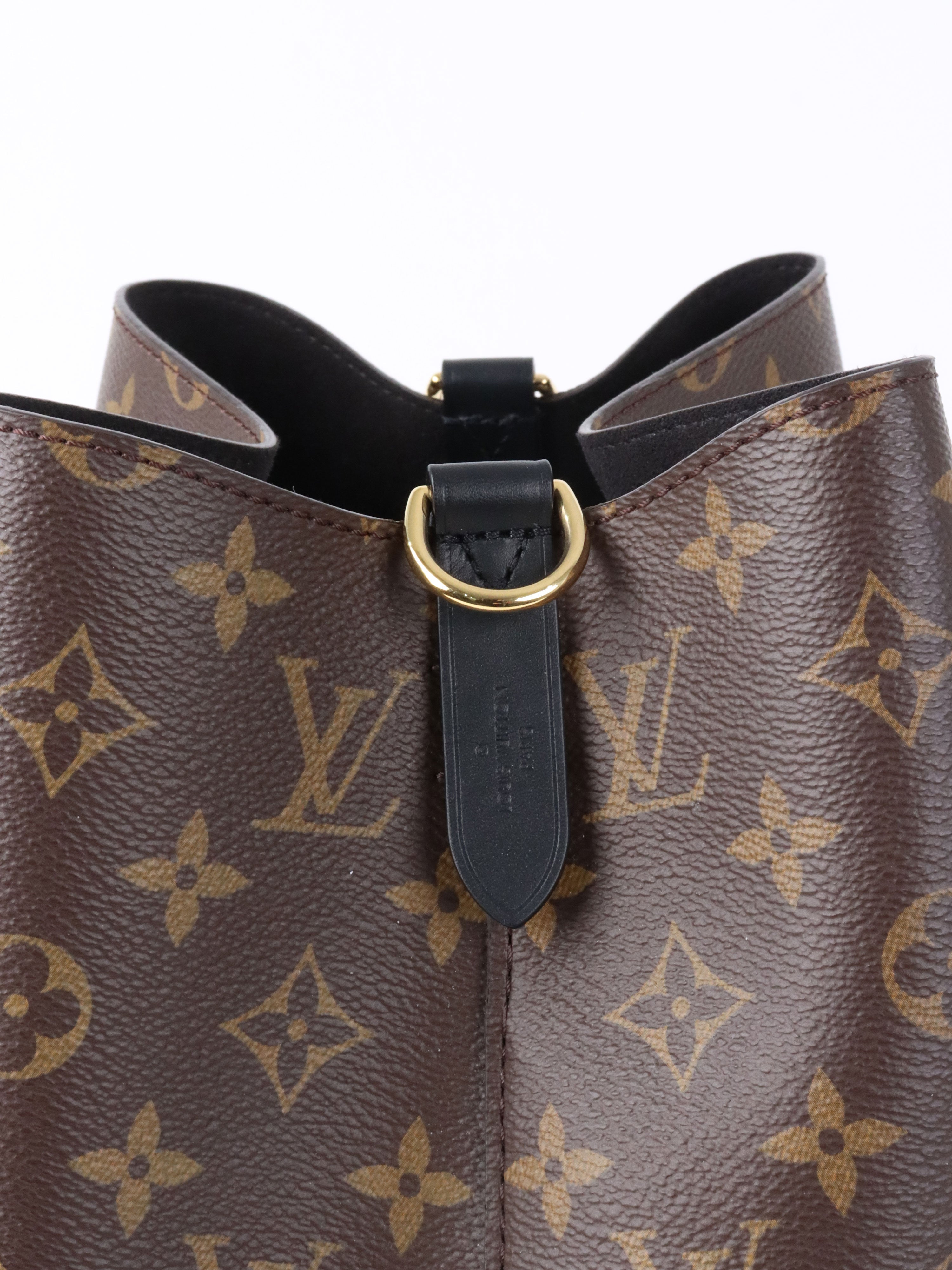 Louis Vuitton Black Monogram NéoNoé Bag