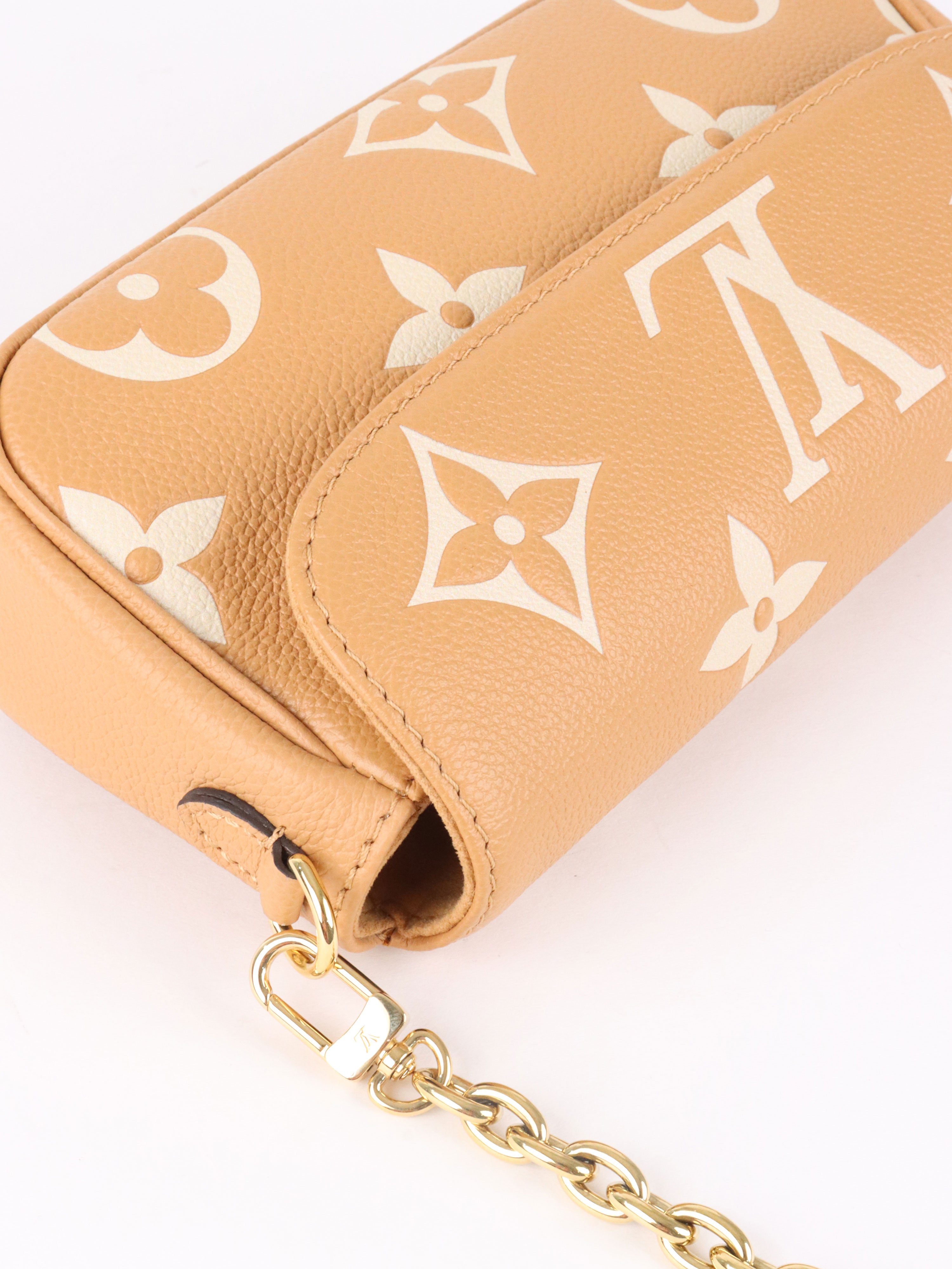 Louis Vuitton  Bi-colour Ivy Wallet On Chain.