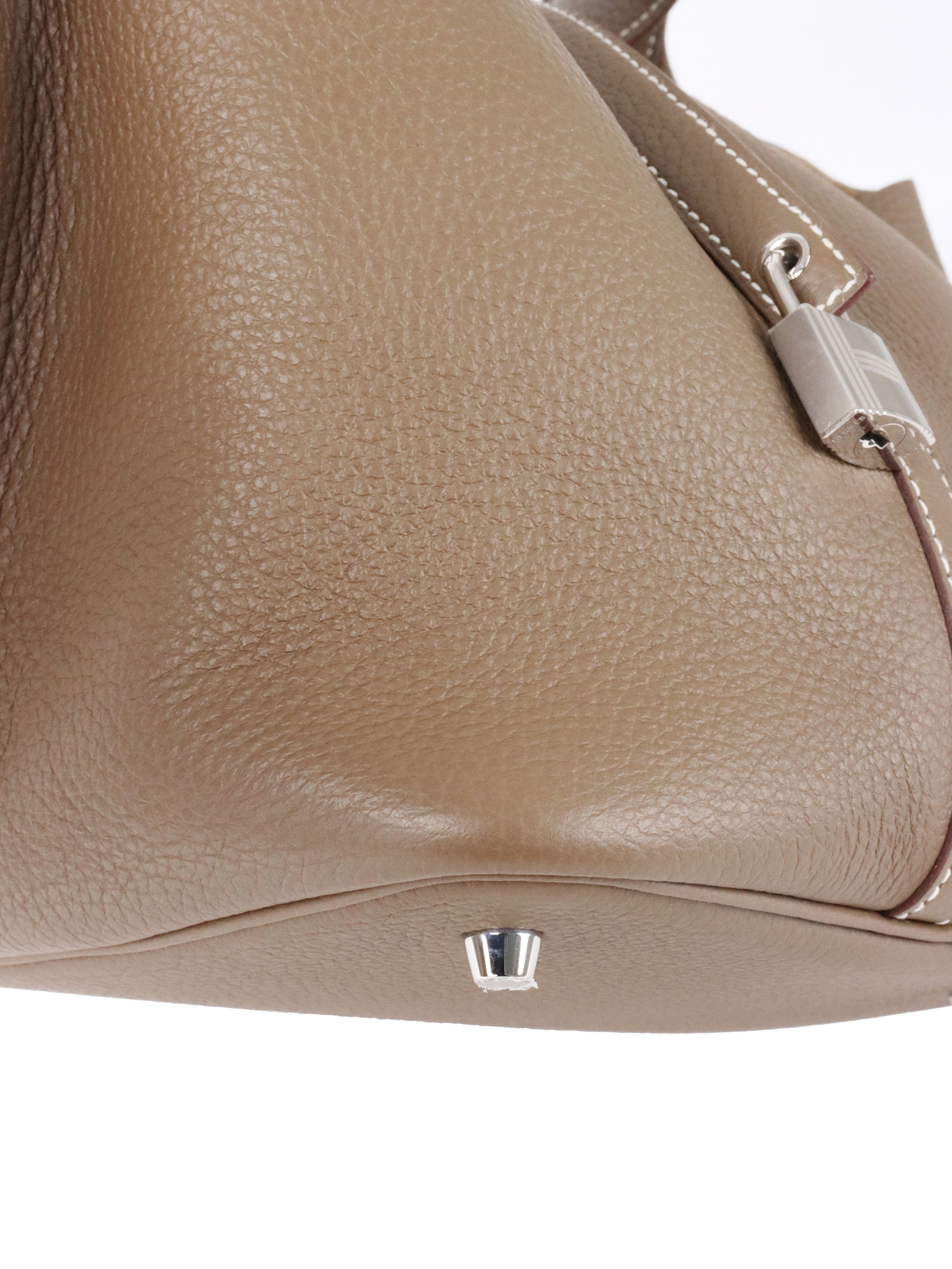 Hermes Etoupe Picotin 22 Bag