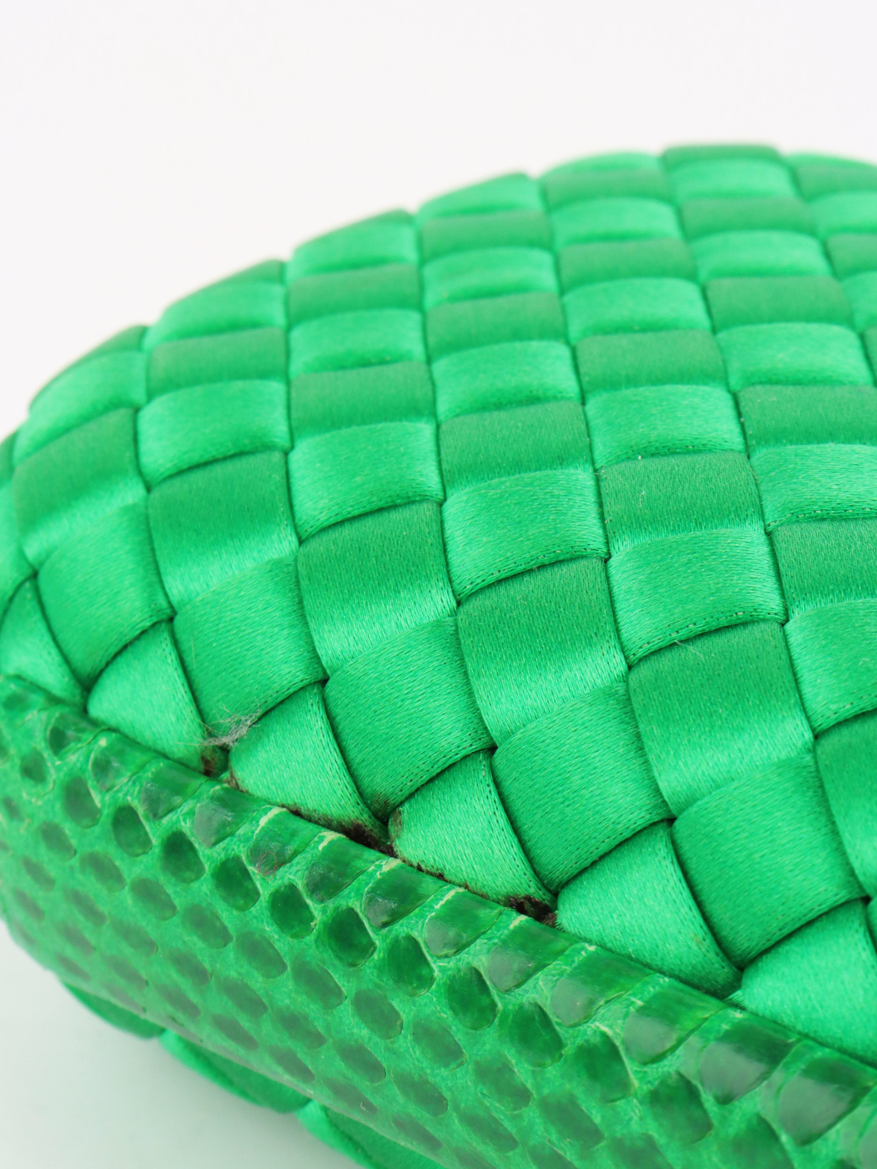 Bottega Veneta Green Intrecciato Clutch.