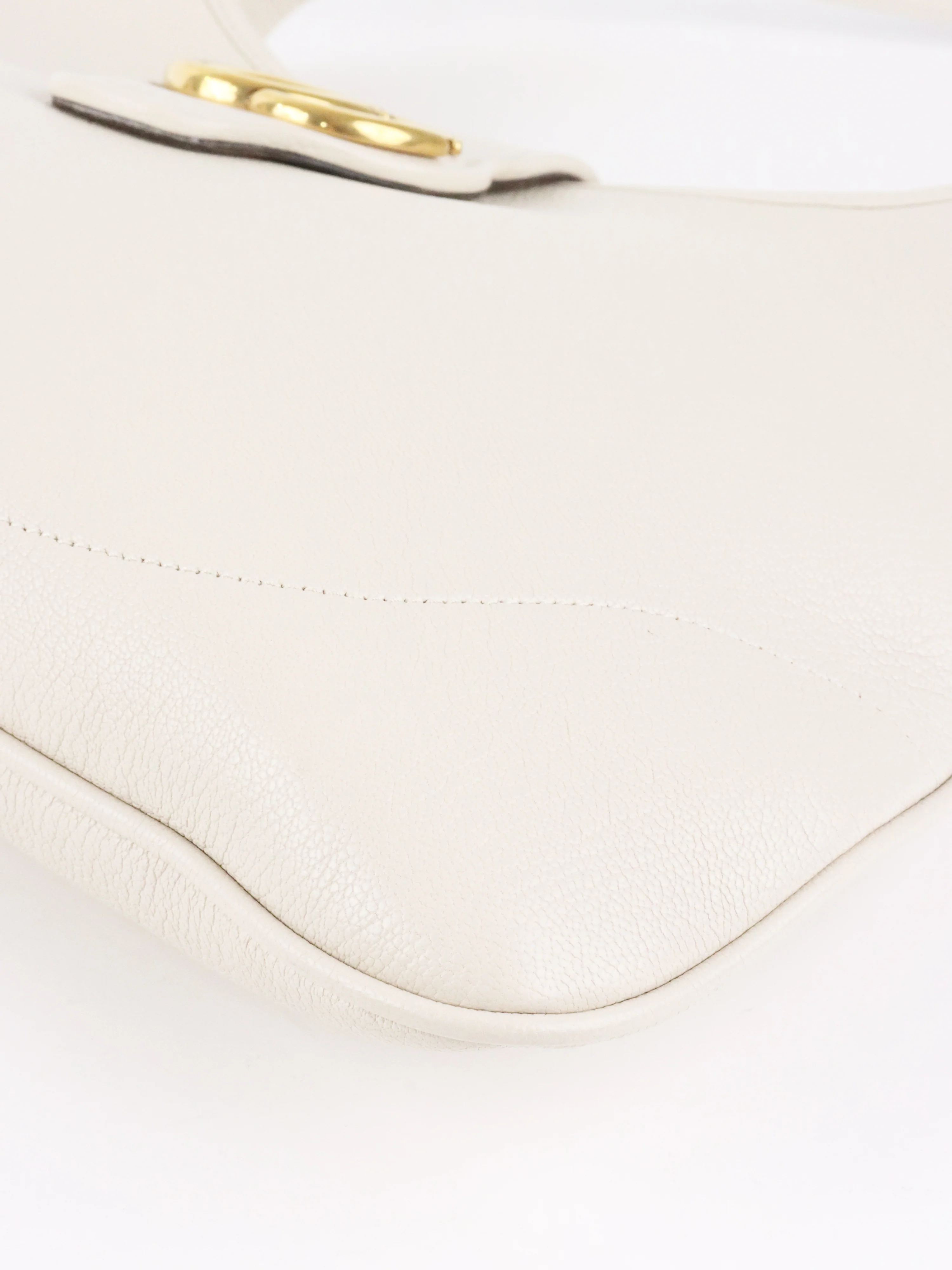 Gucci White Medium Aphrodite Shoulder Bag