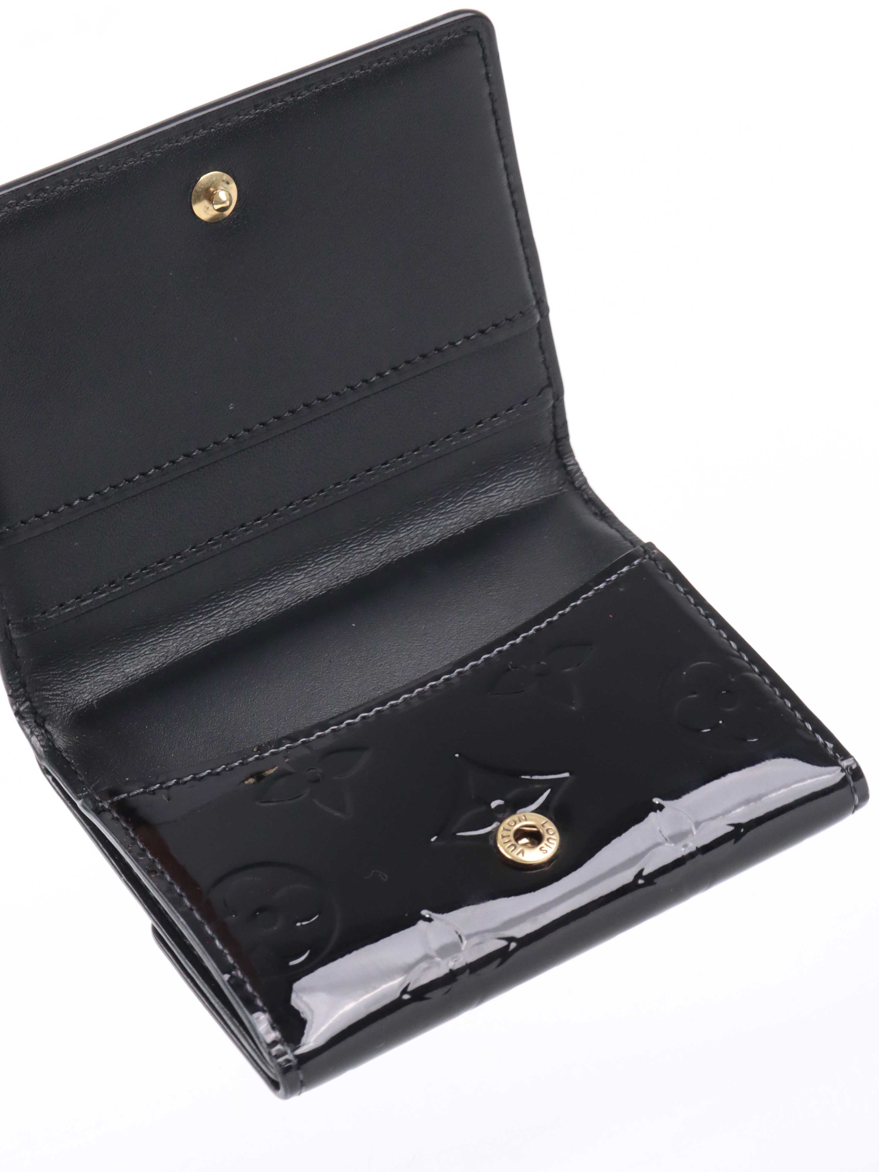 Louis Vuitton Amarante Monogram Vernis Elise Wallet.