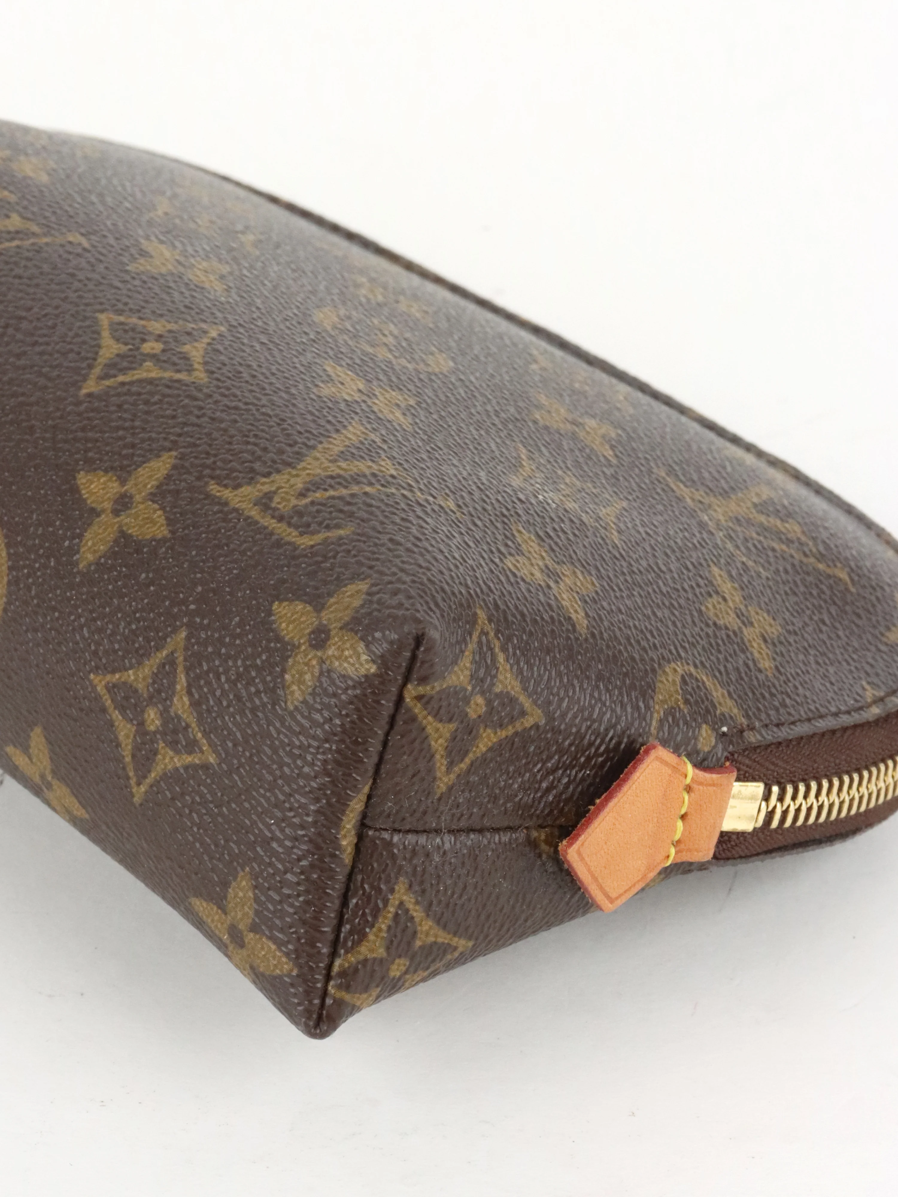 Louis Vuitton Monogram Cosmetic Pouch MM