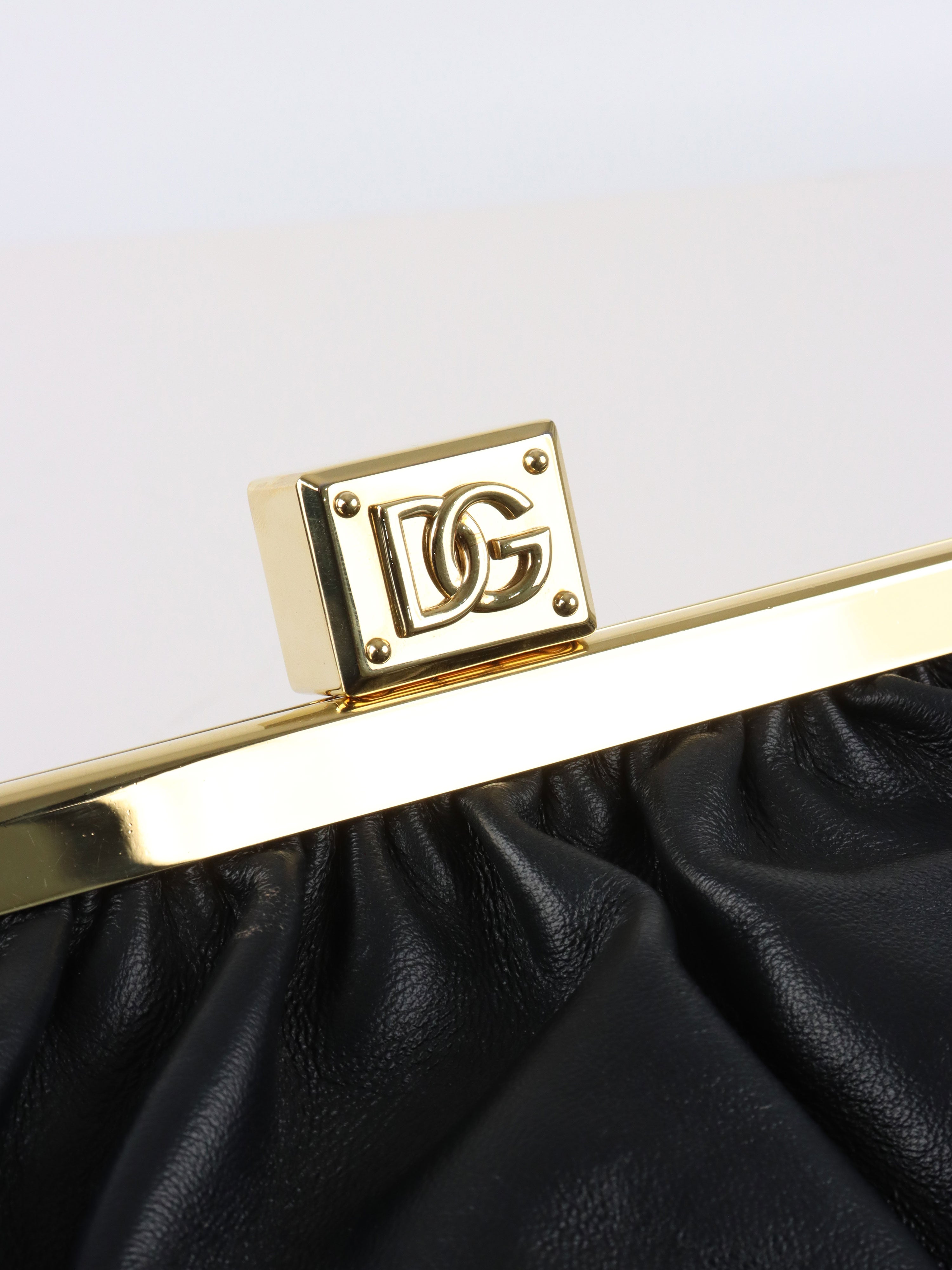Dolce  Gabana Black Maria Nappa Leather Clutch GHW