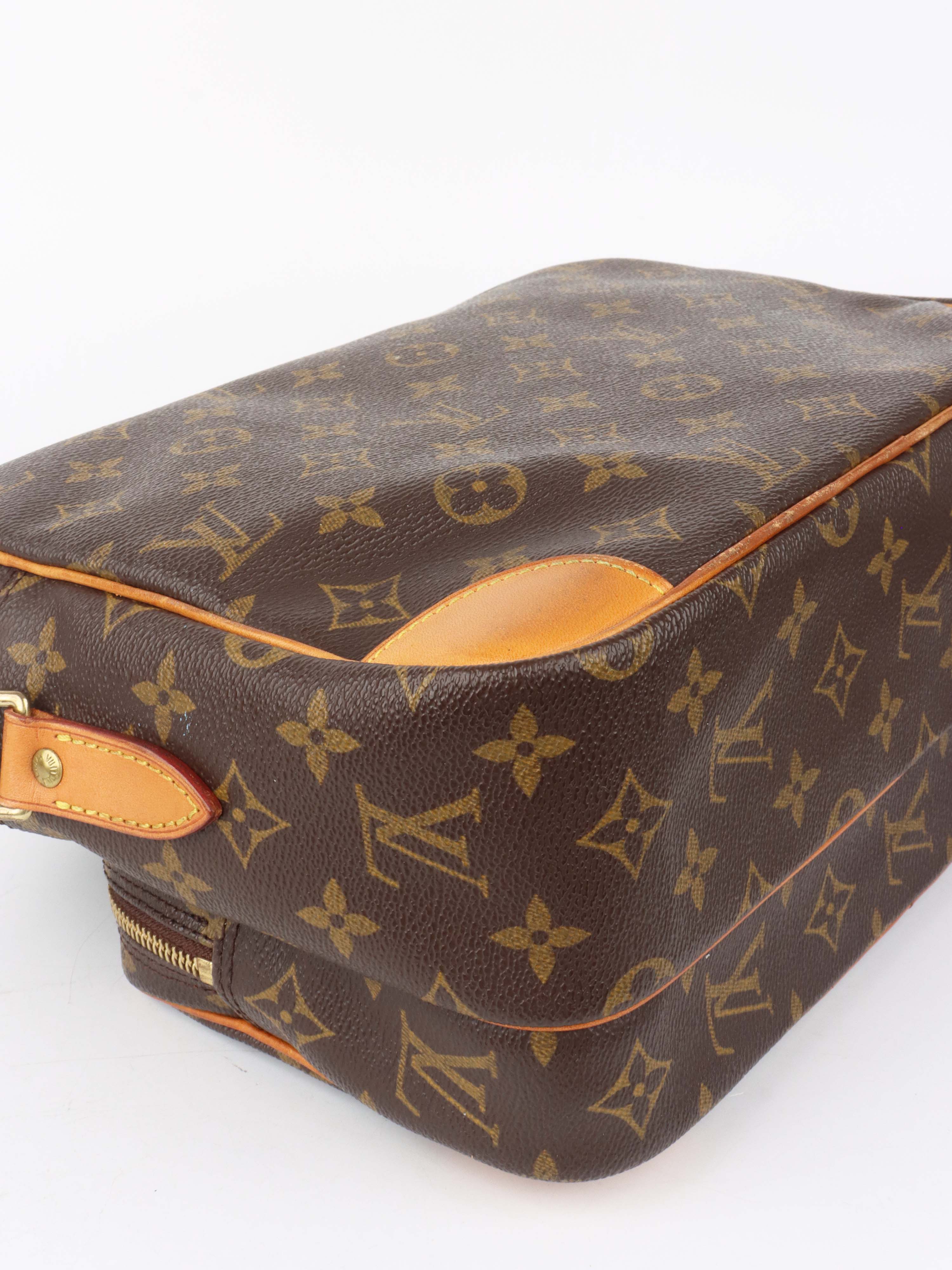Louis Vuitton Monogram  Nile Messenger Bag.