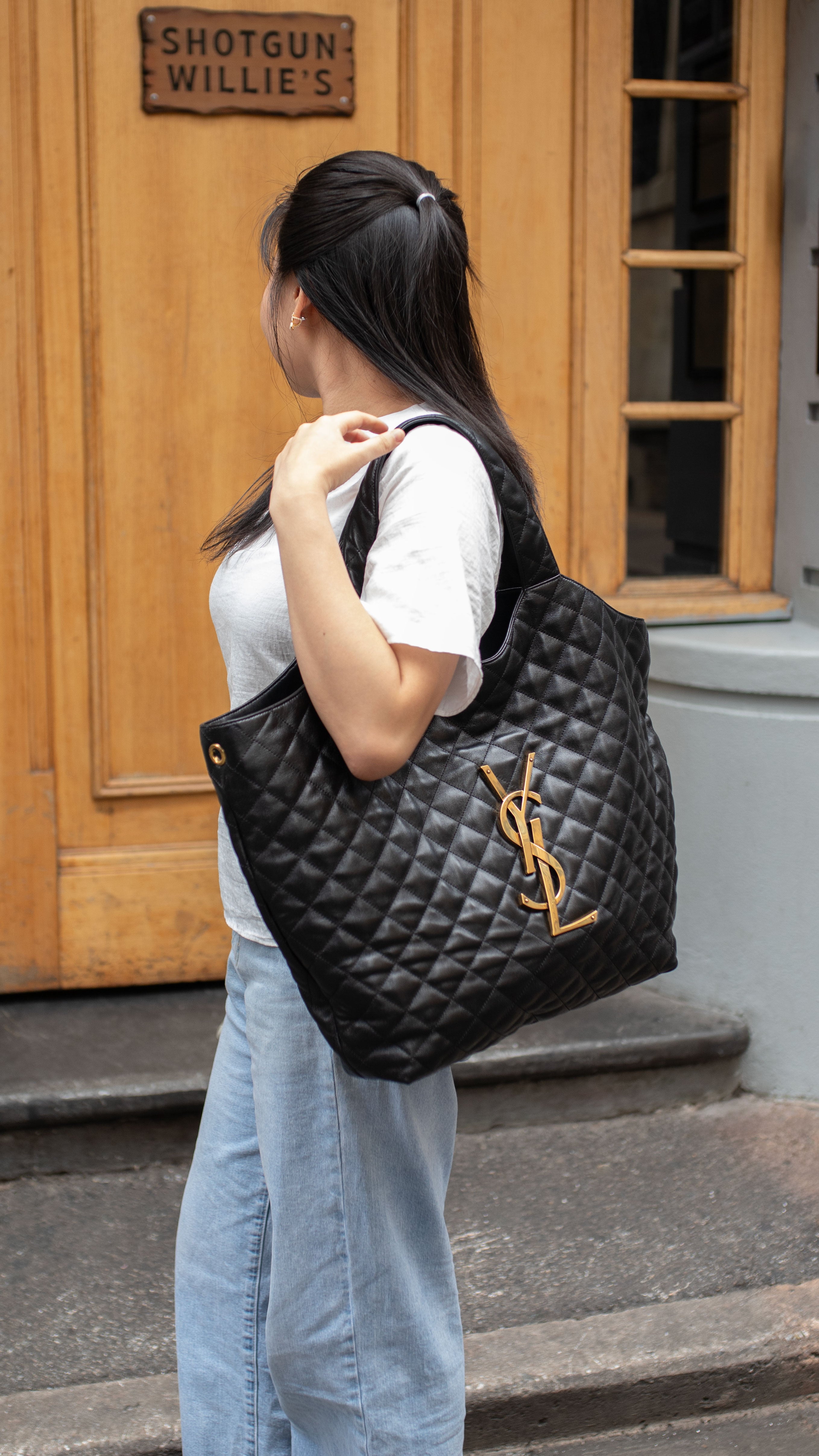 Saint Laurent Icare Maxi Shopping Bag