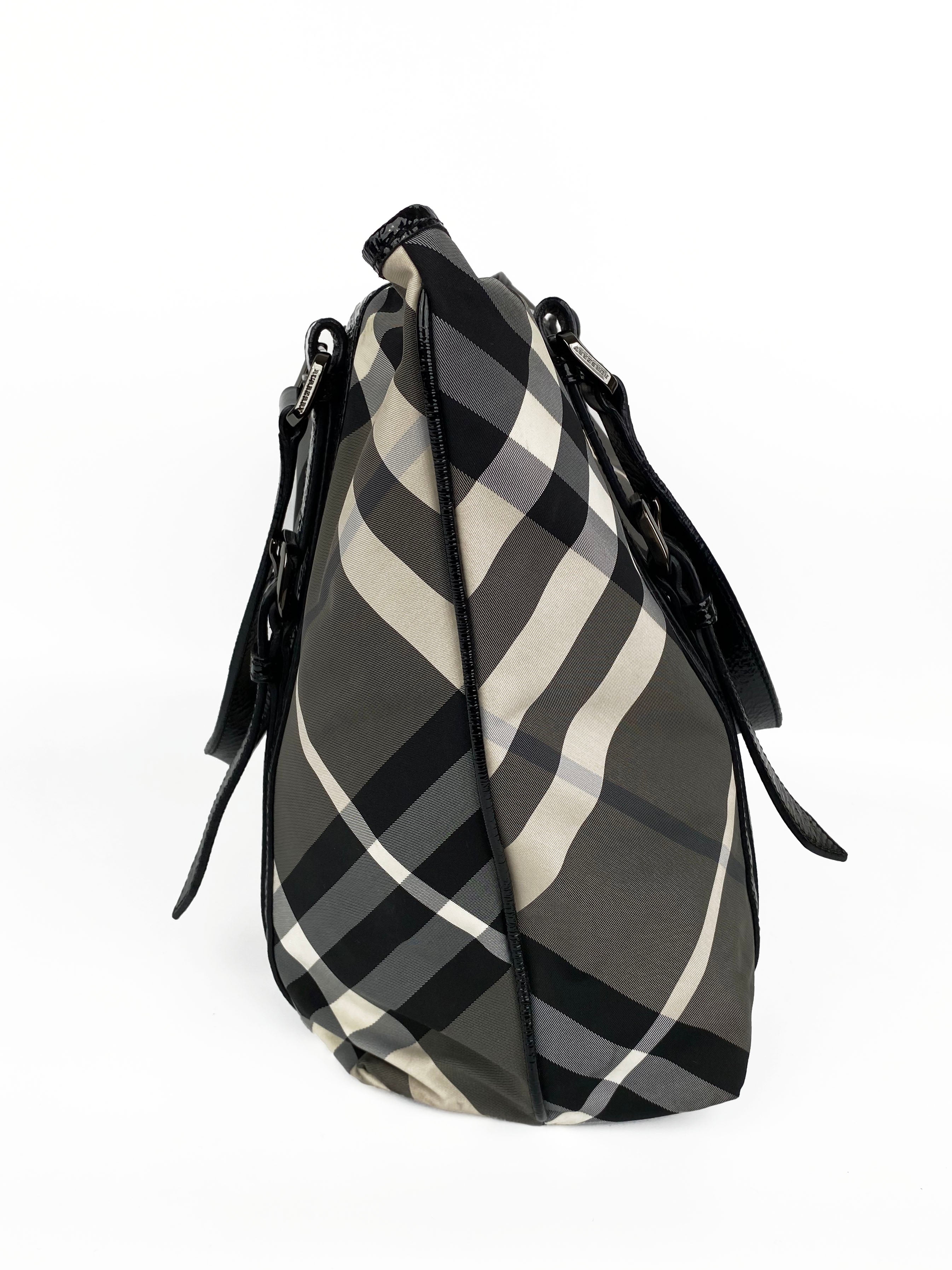 Burberry Black  White Large Grey Tote