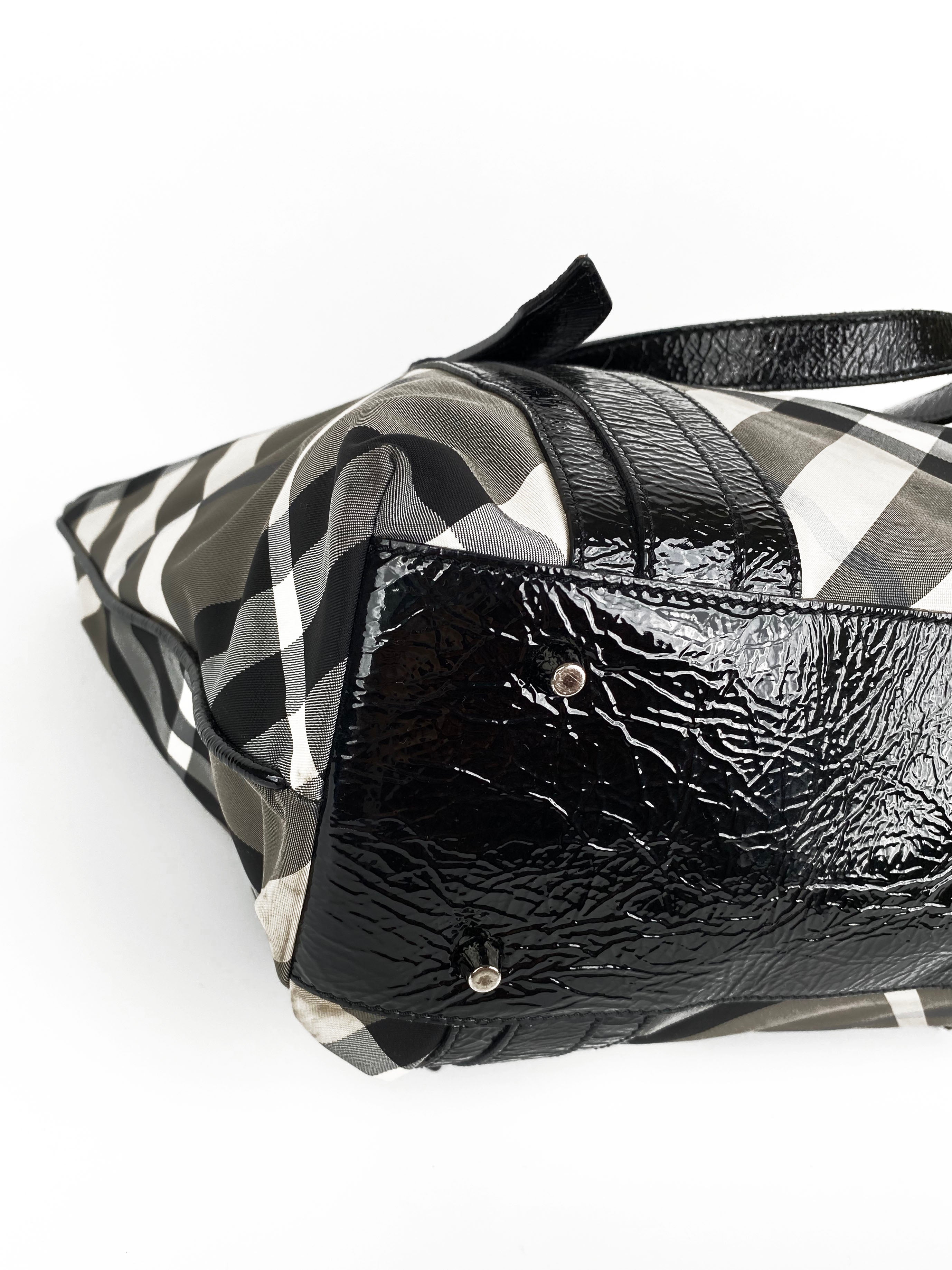Burberry Black  White Large Grey Tote
