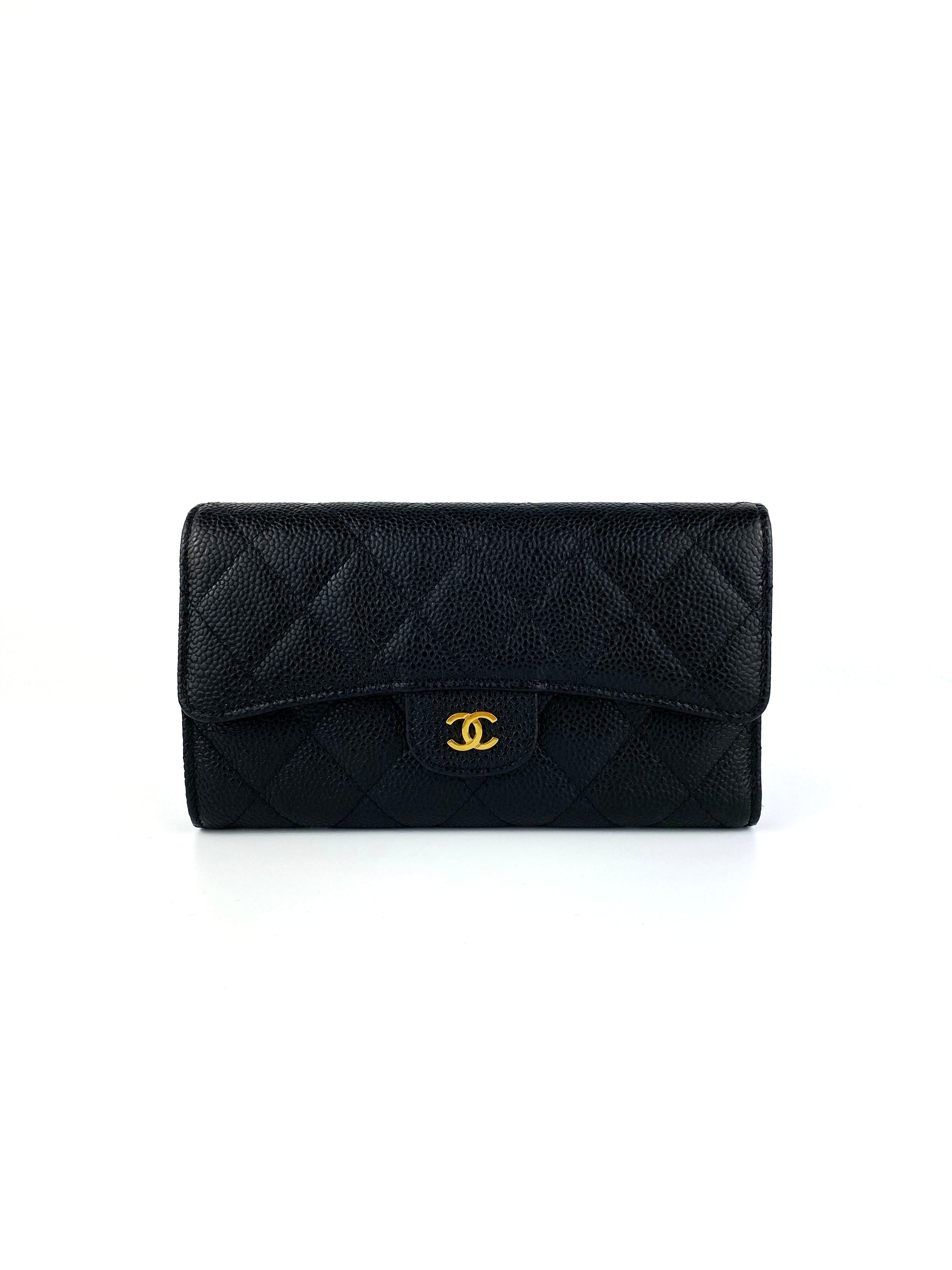 ChanelBlackCaviarQuiltedWallet-5.jpg